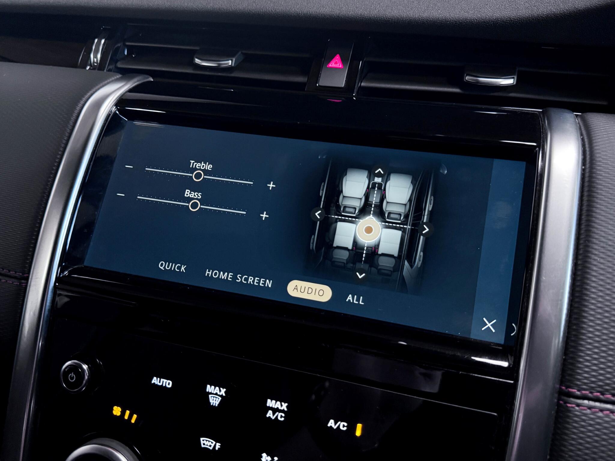 Land Rover Discovery Sport view 63