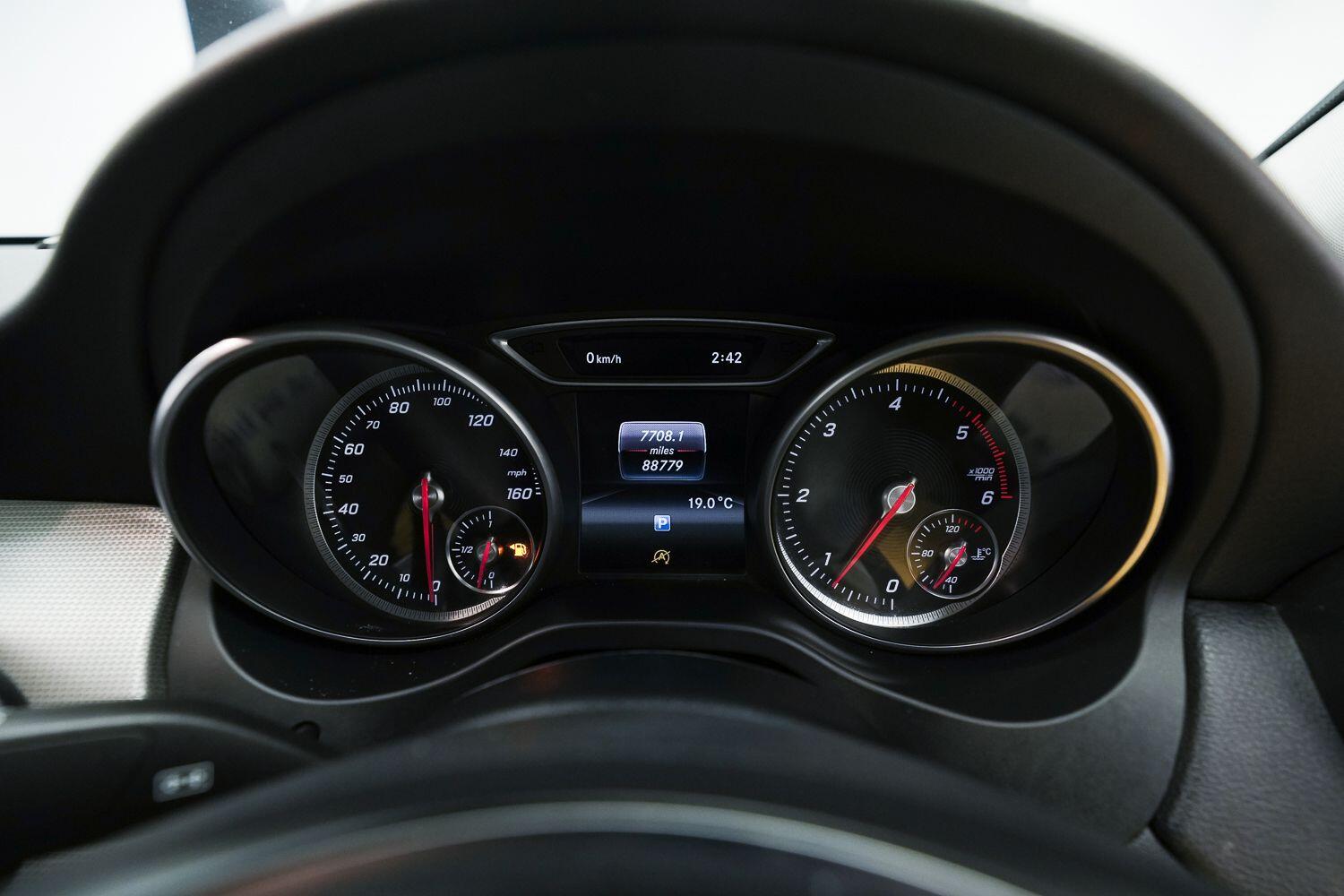 Mercedes-Benz Cla view 20