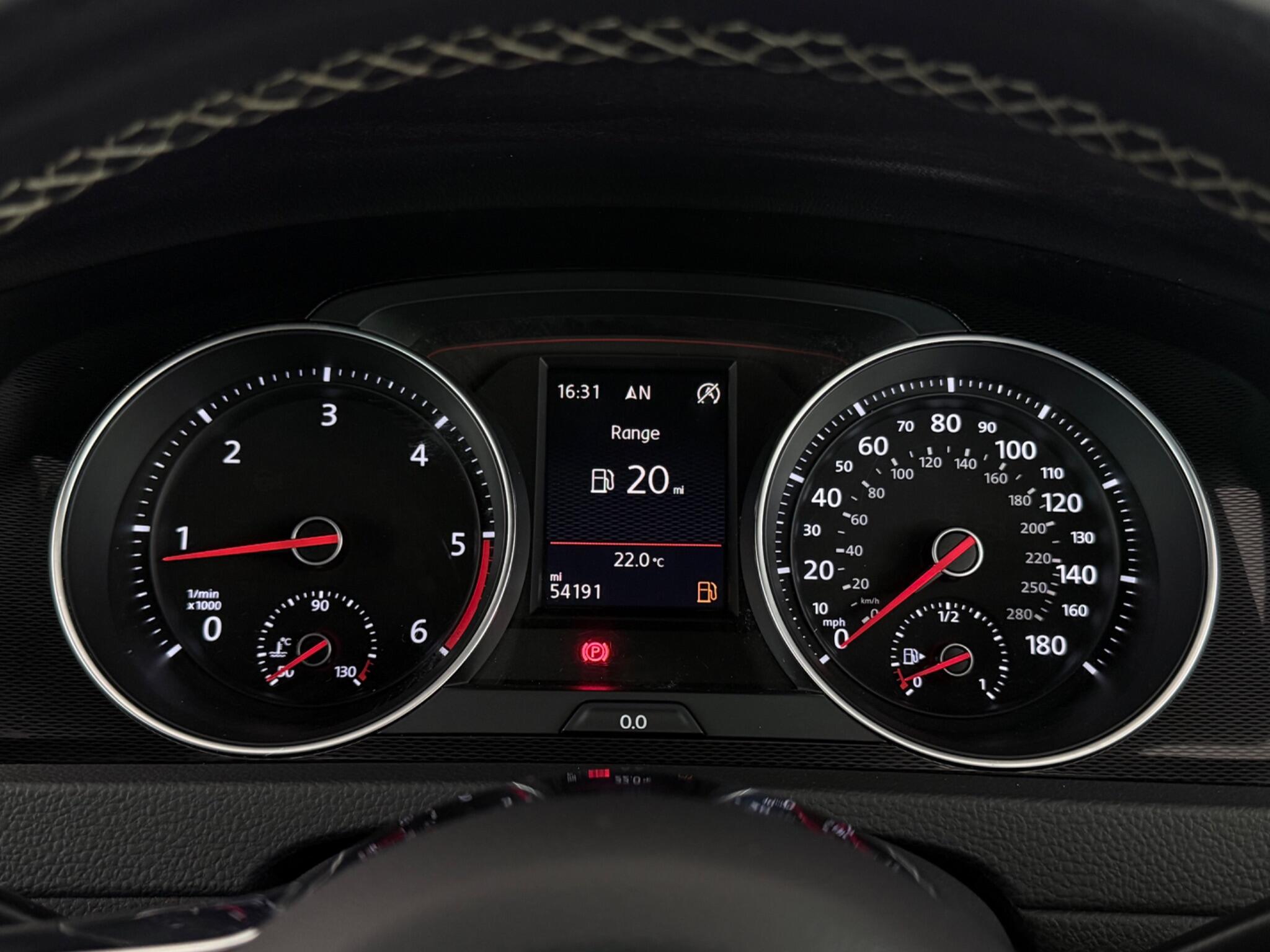 Volkswagen Golf view 15