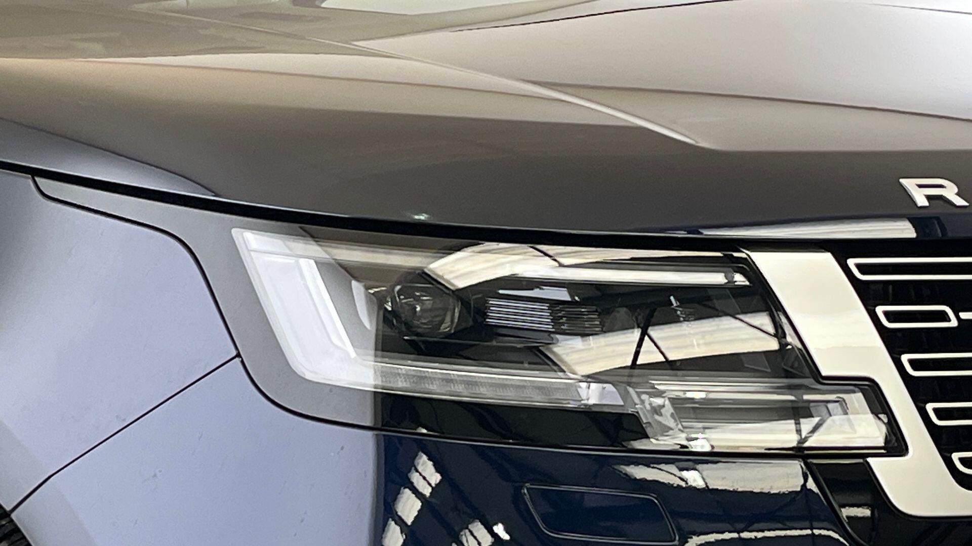 Land Rover Range Rover view 17