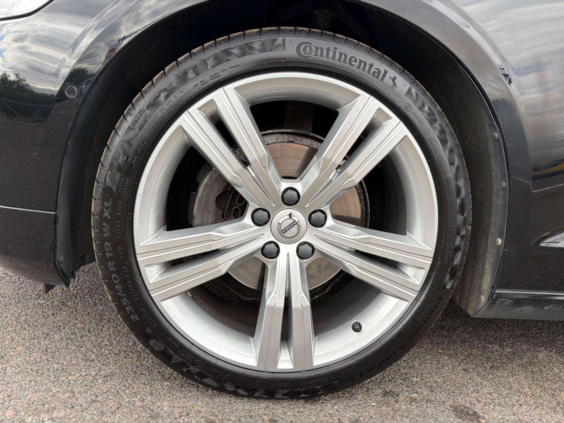 Volvo V60 view 10
