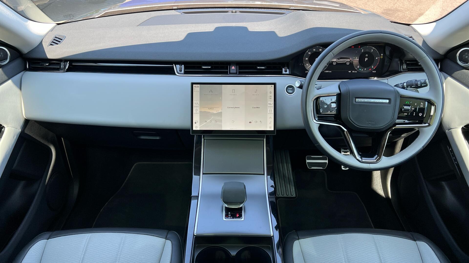 Land Rover Range Rover Evoque view 10