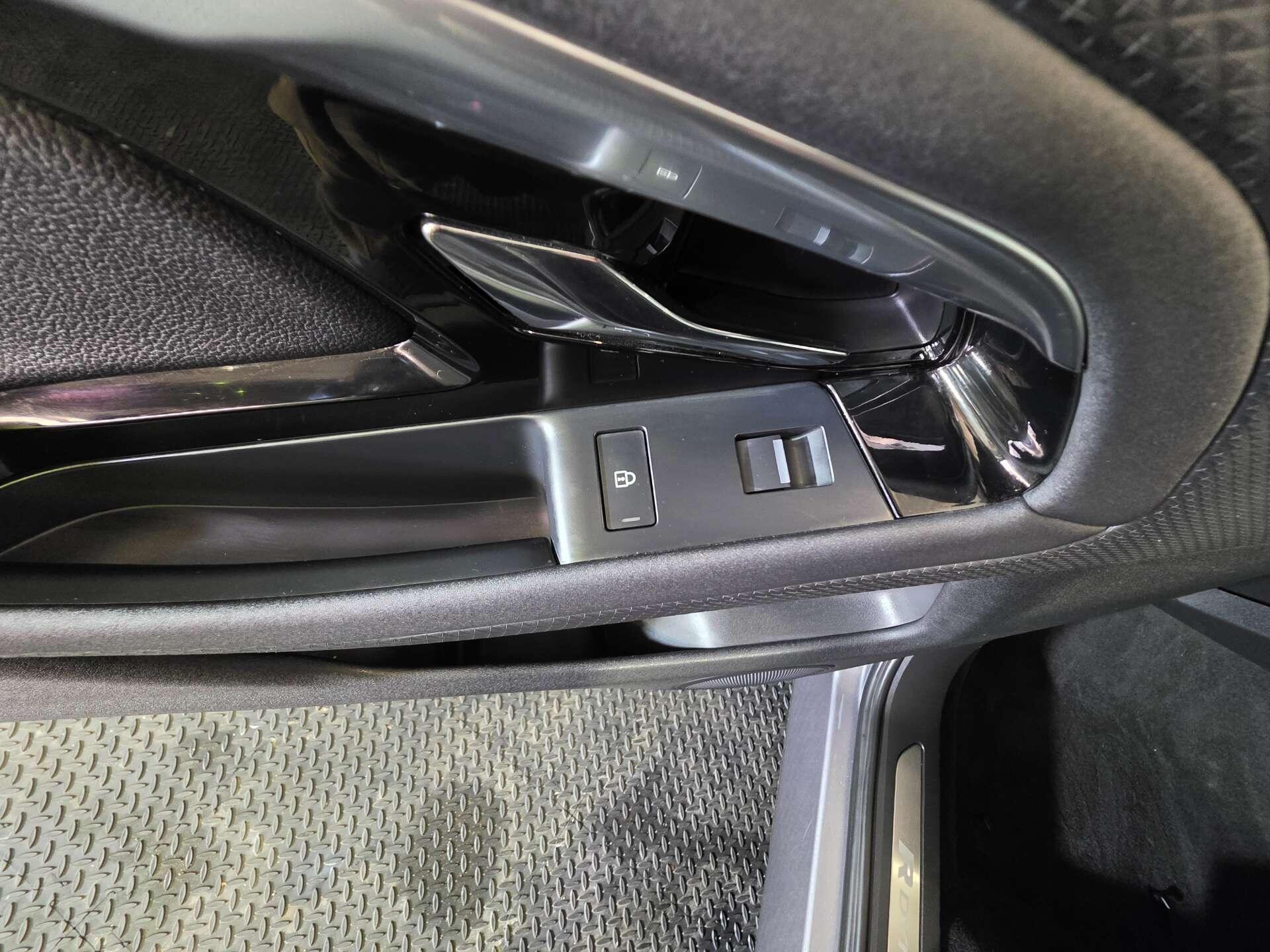 Land Rover Range Rover Evoque view 57