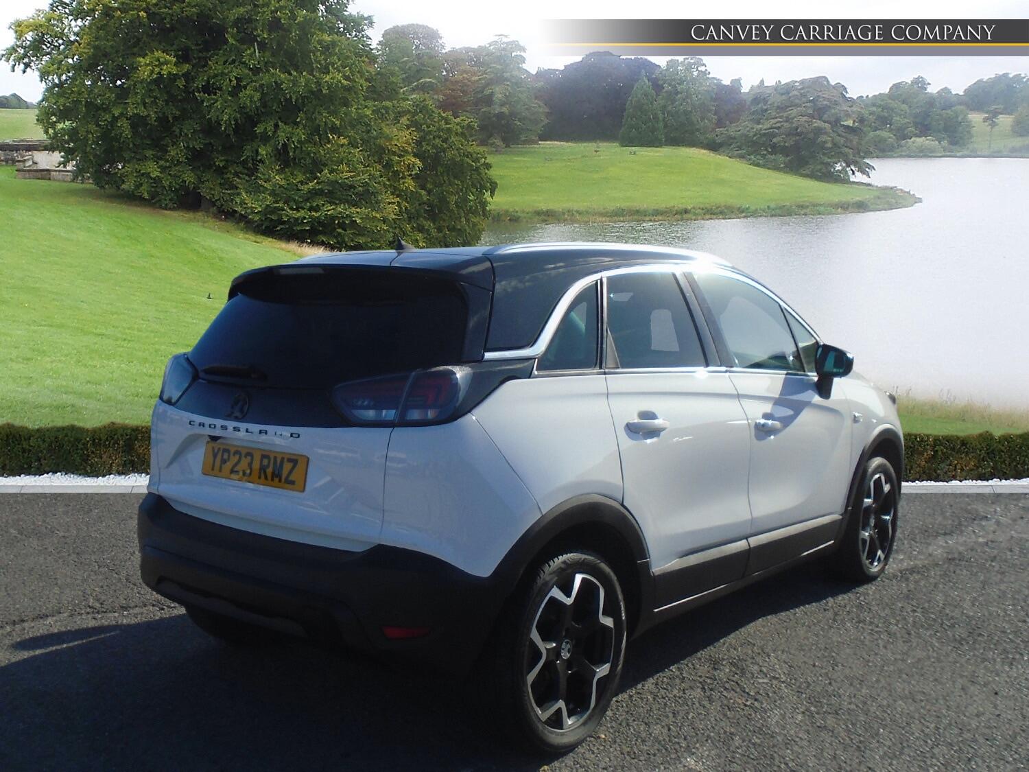 Vauxhall Crossland view 3