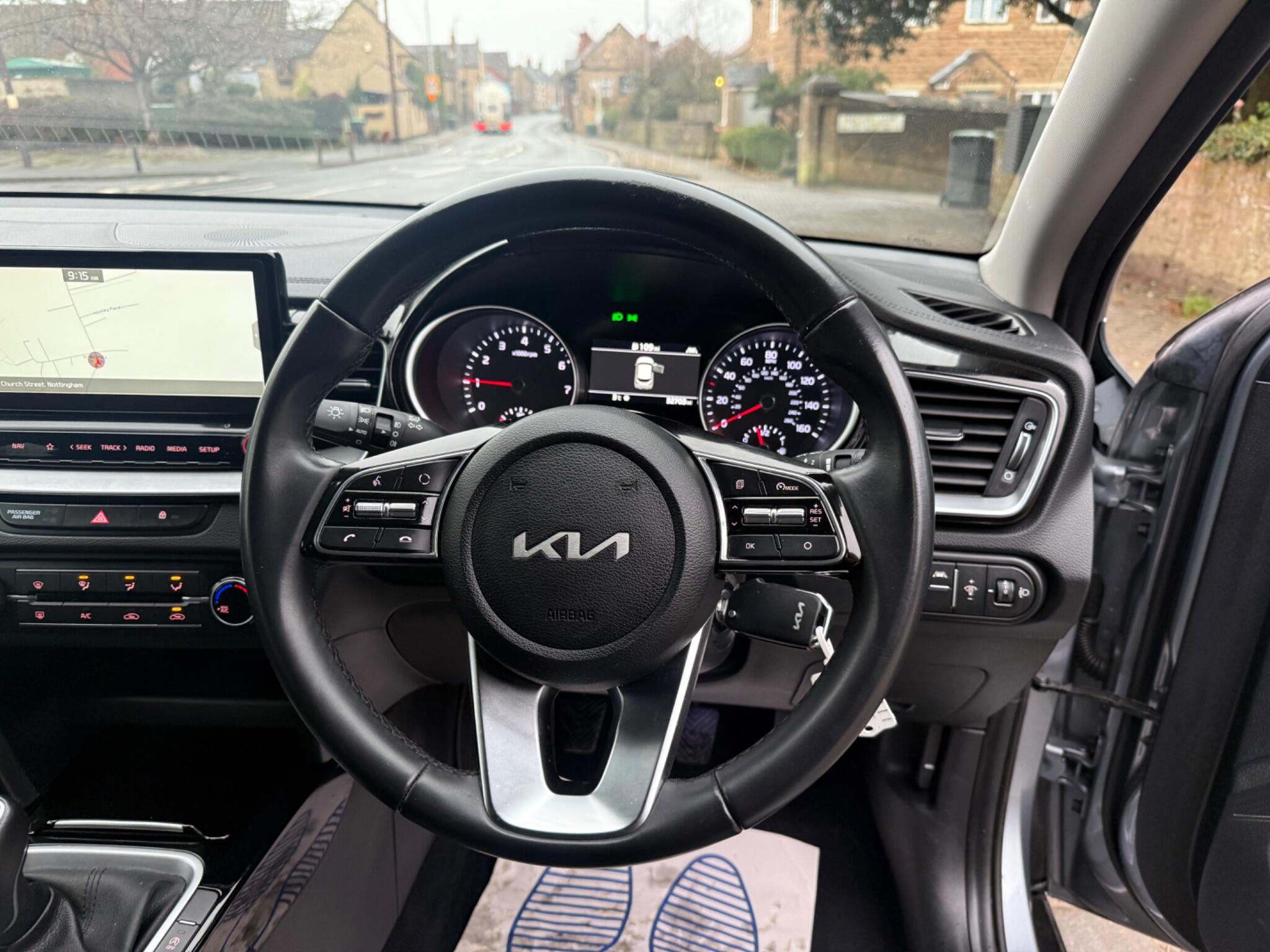 2022 Kia XCeed 1.0 T-GDi Connect Euro 6 (s/s) 5dr • 32,702 miles image 19