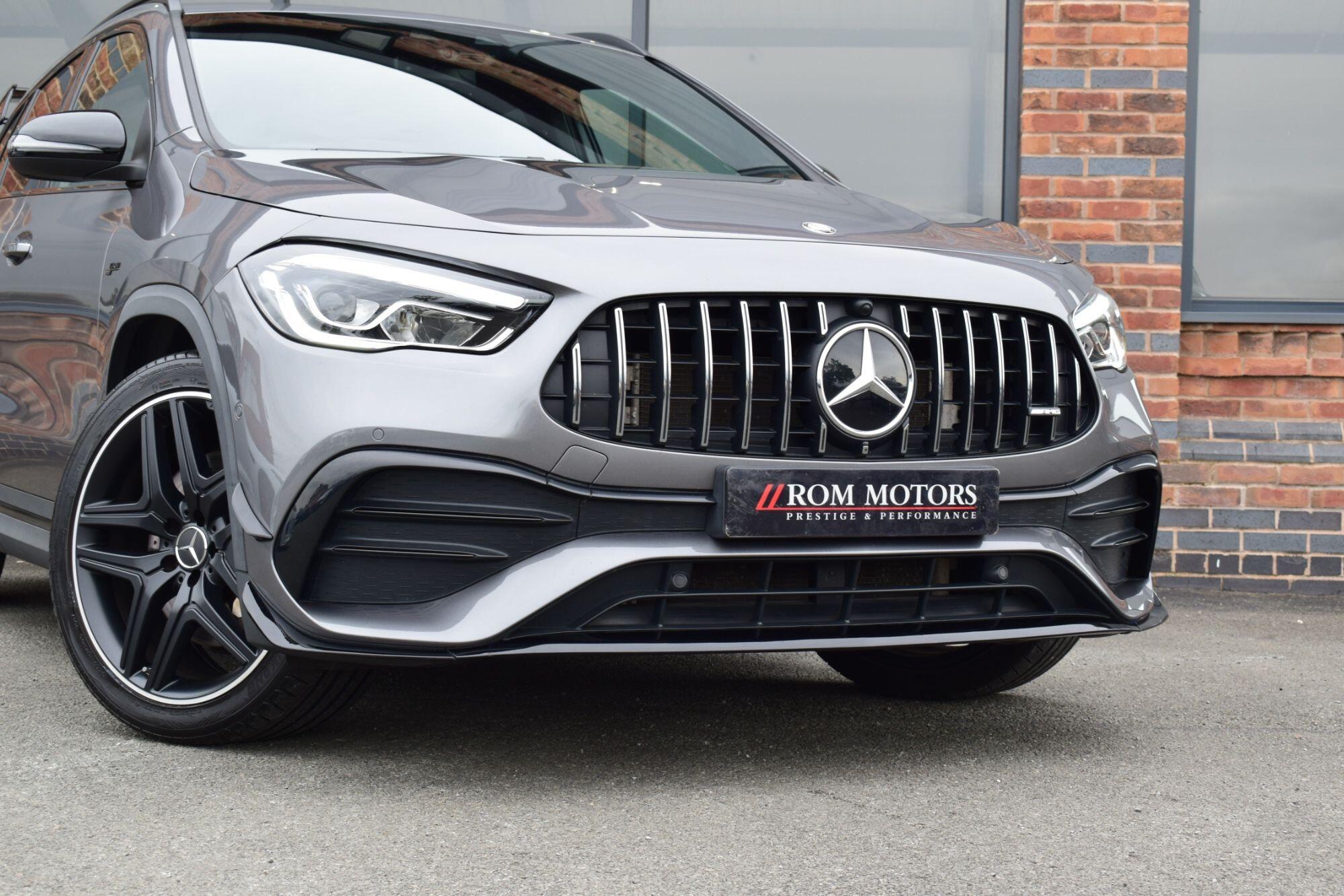 Mercedes-Benz GLA view 47