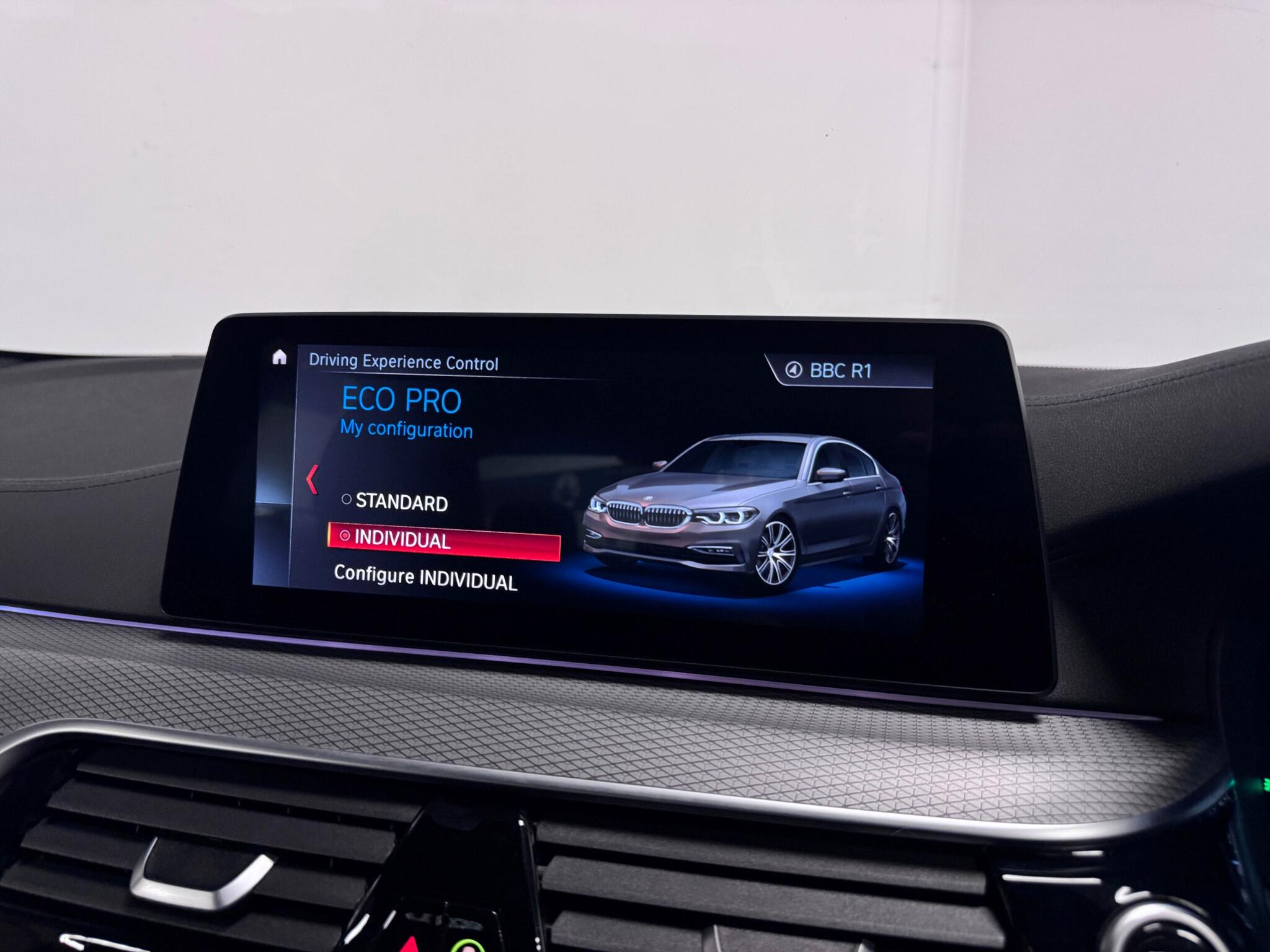 BMW 5 Series view 56