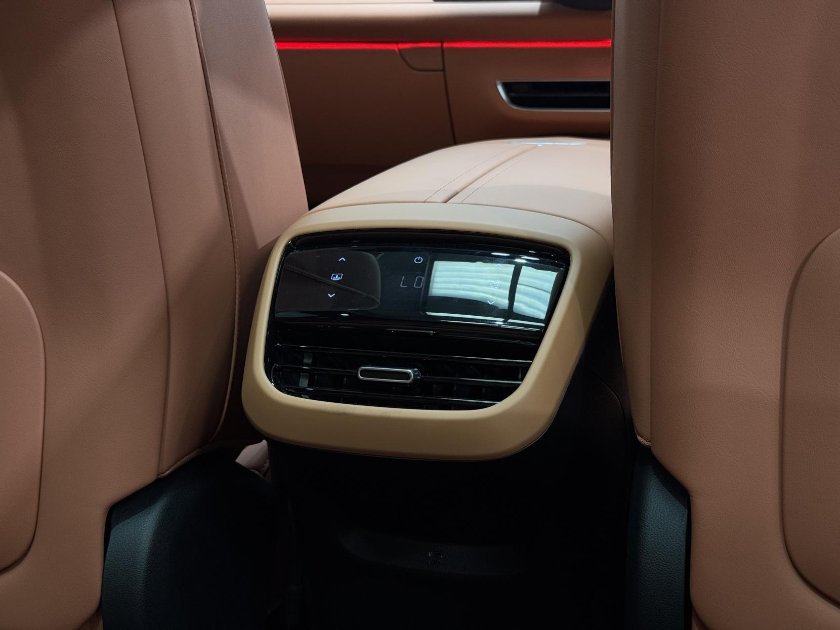 Changan Deepal S07 view 70