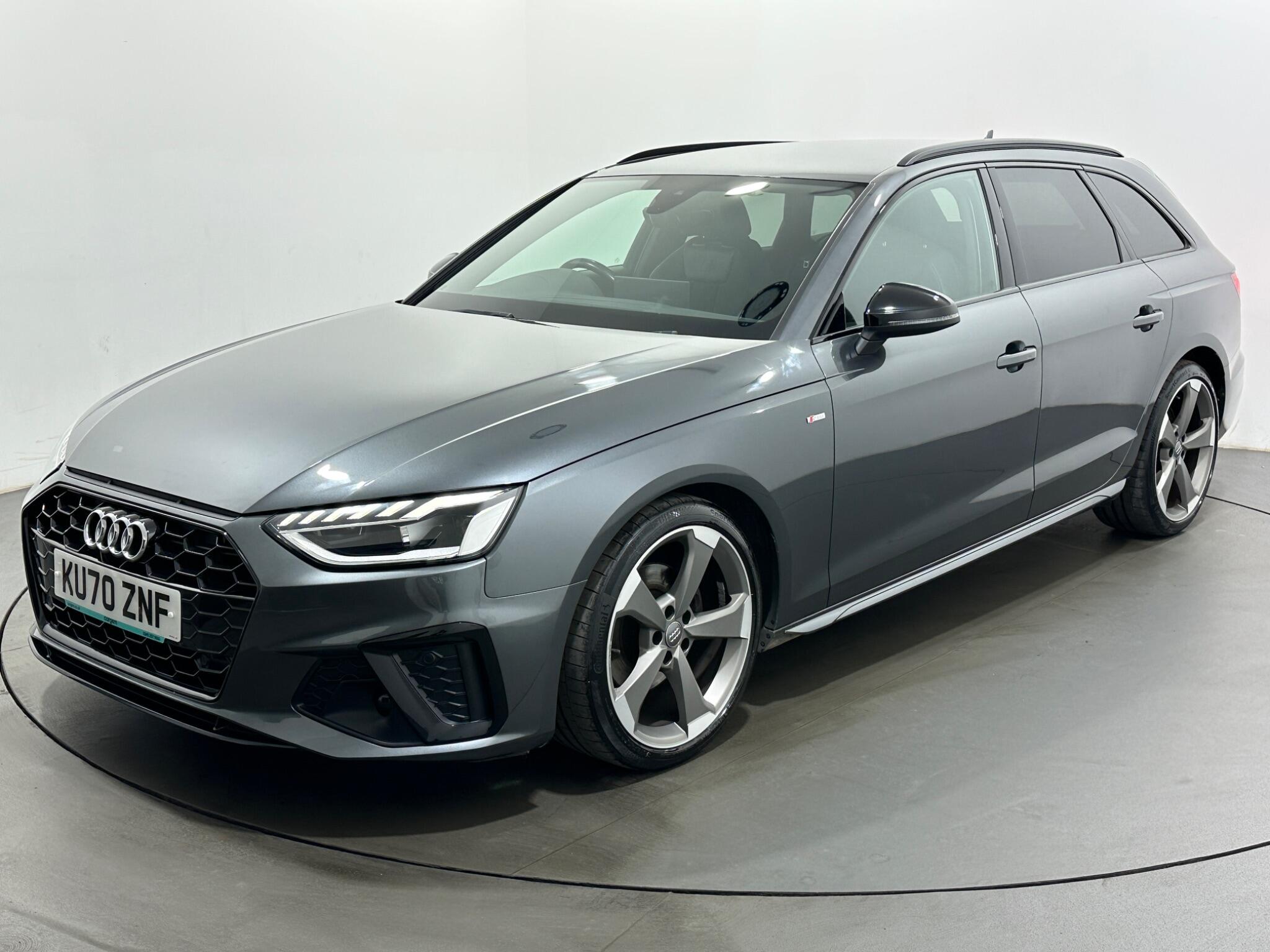 Audi A4 view 54