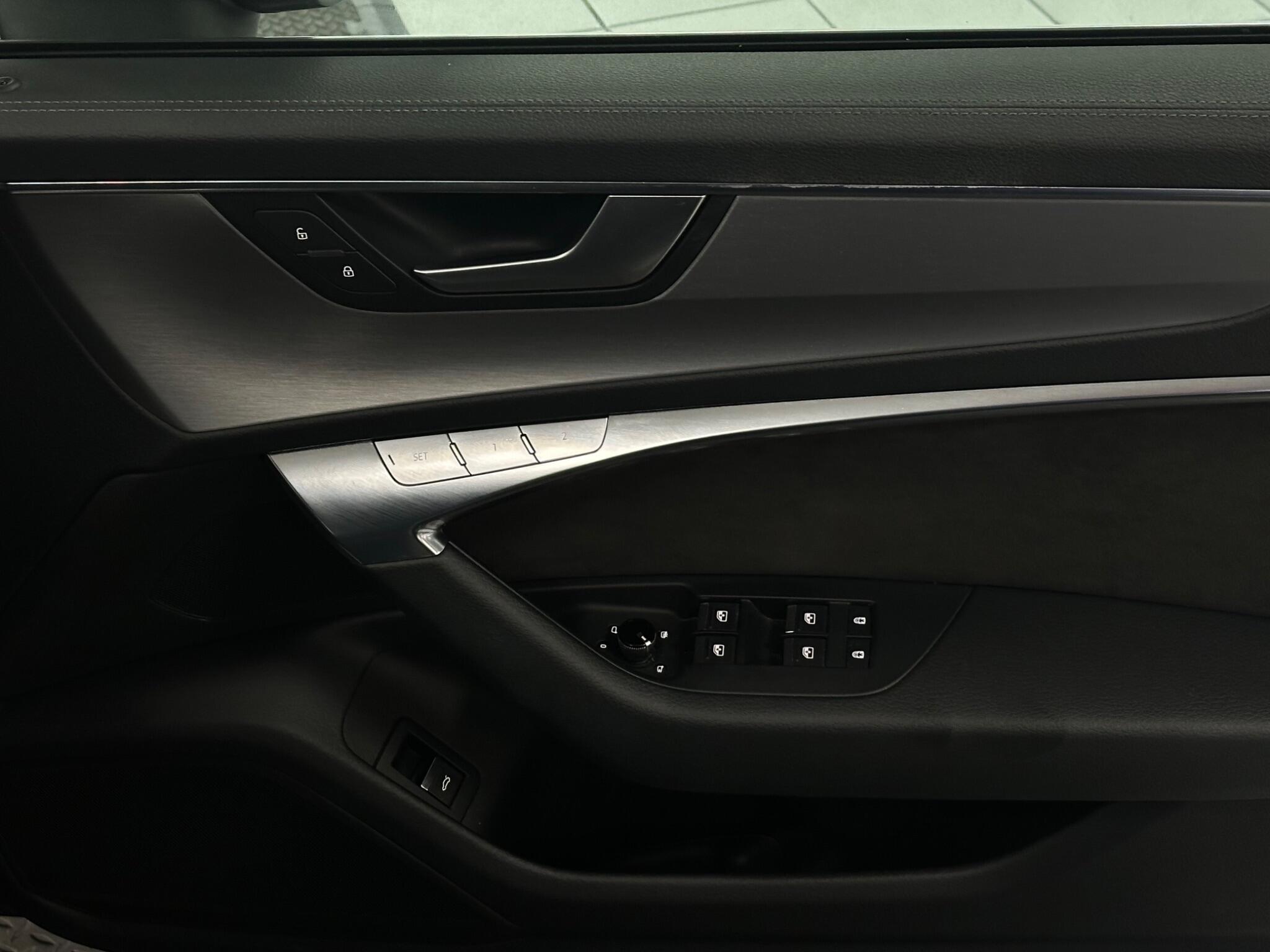 Audi A6 Avant view 19