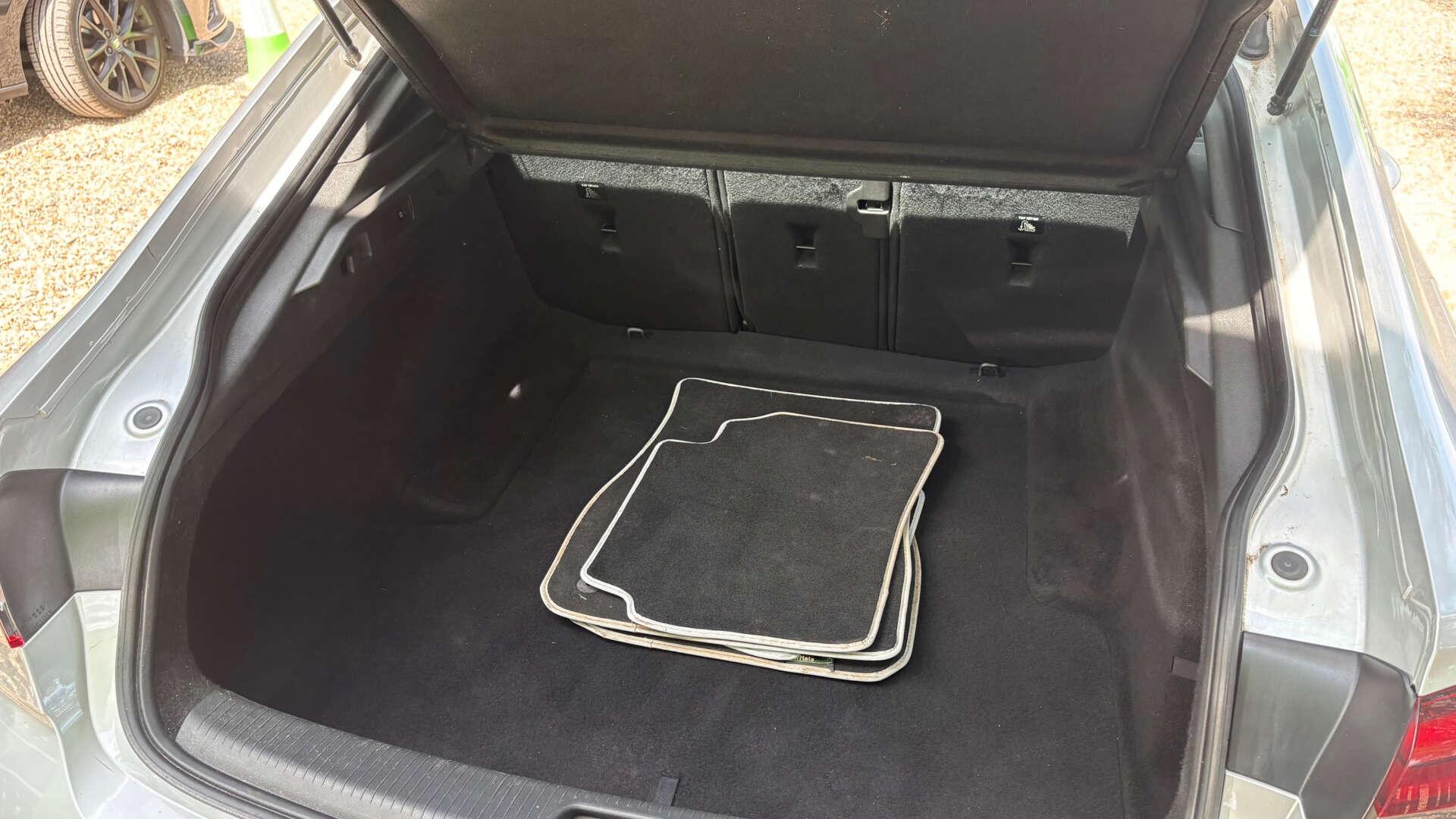 Vauxhall Insignia view 44