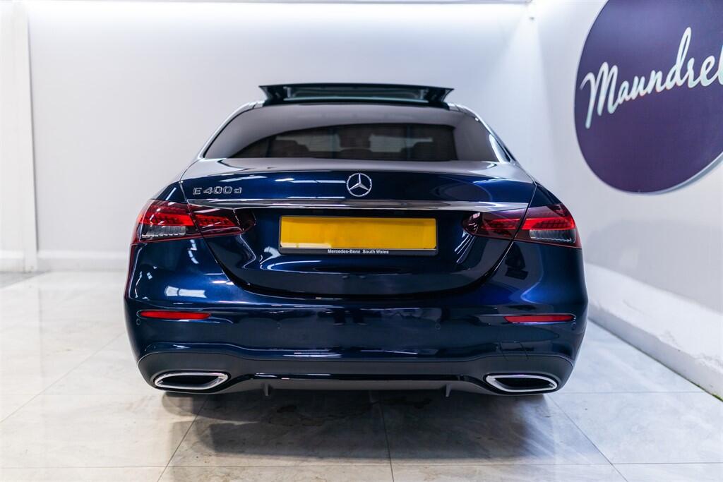Mercedes-Benz E-Class view 6