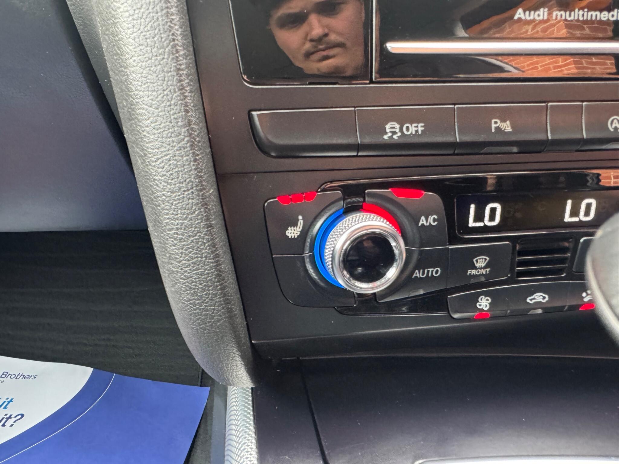 Audi A4 view 21
