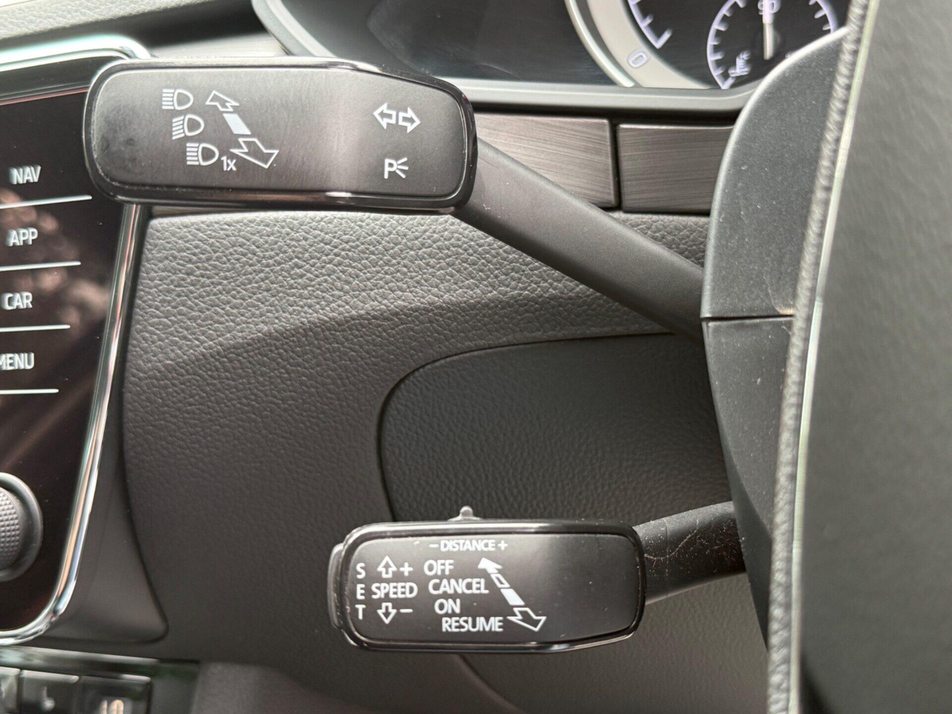 Skoda Superb view 38