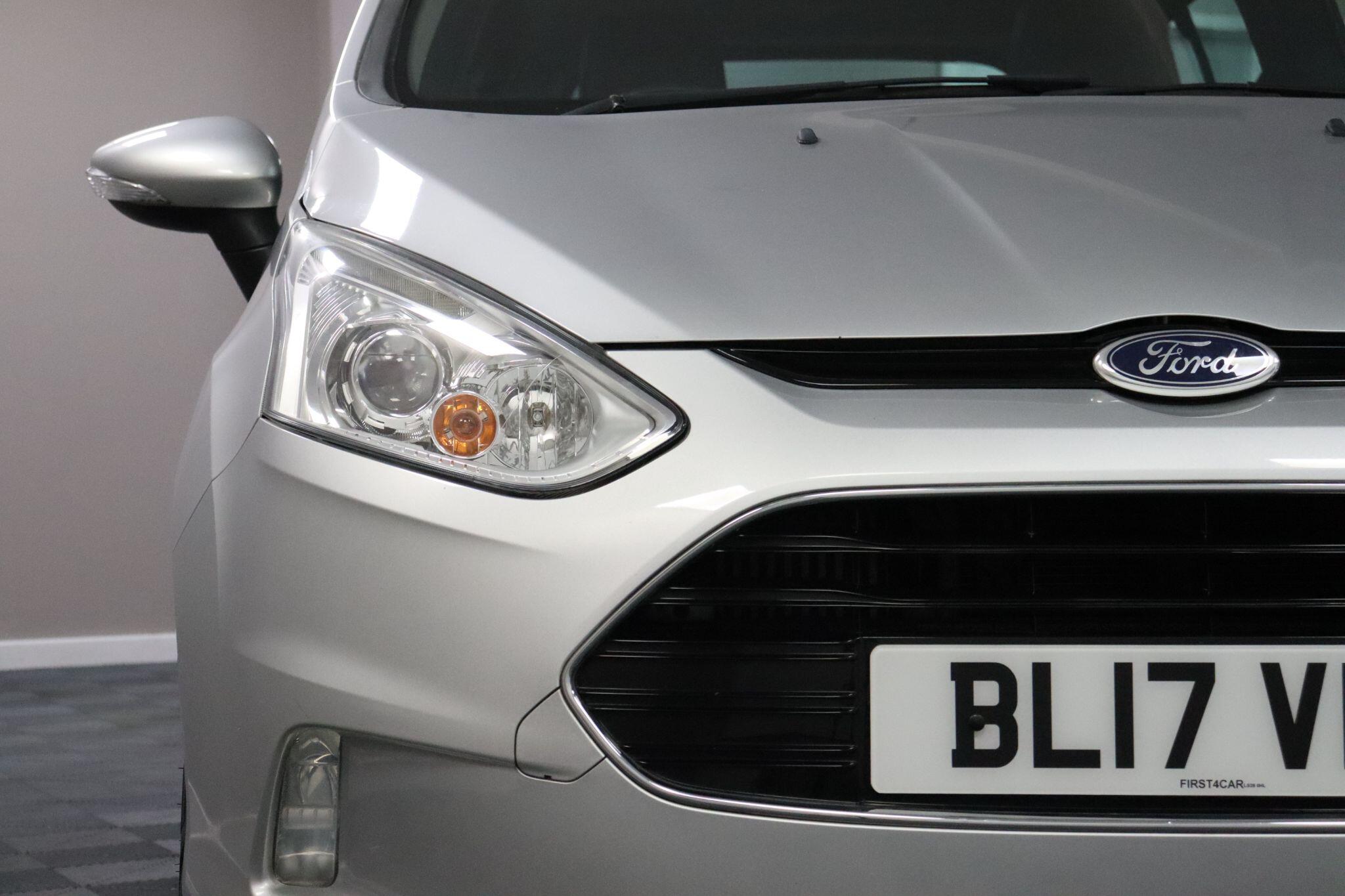 Ford B-Max view 29