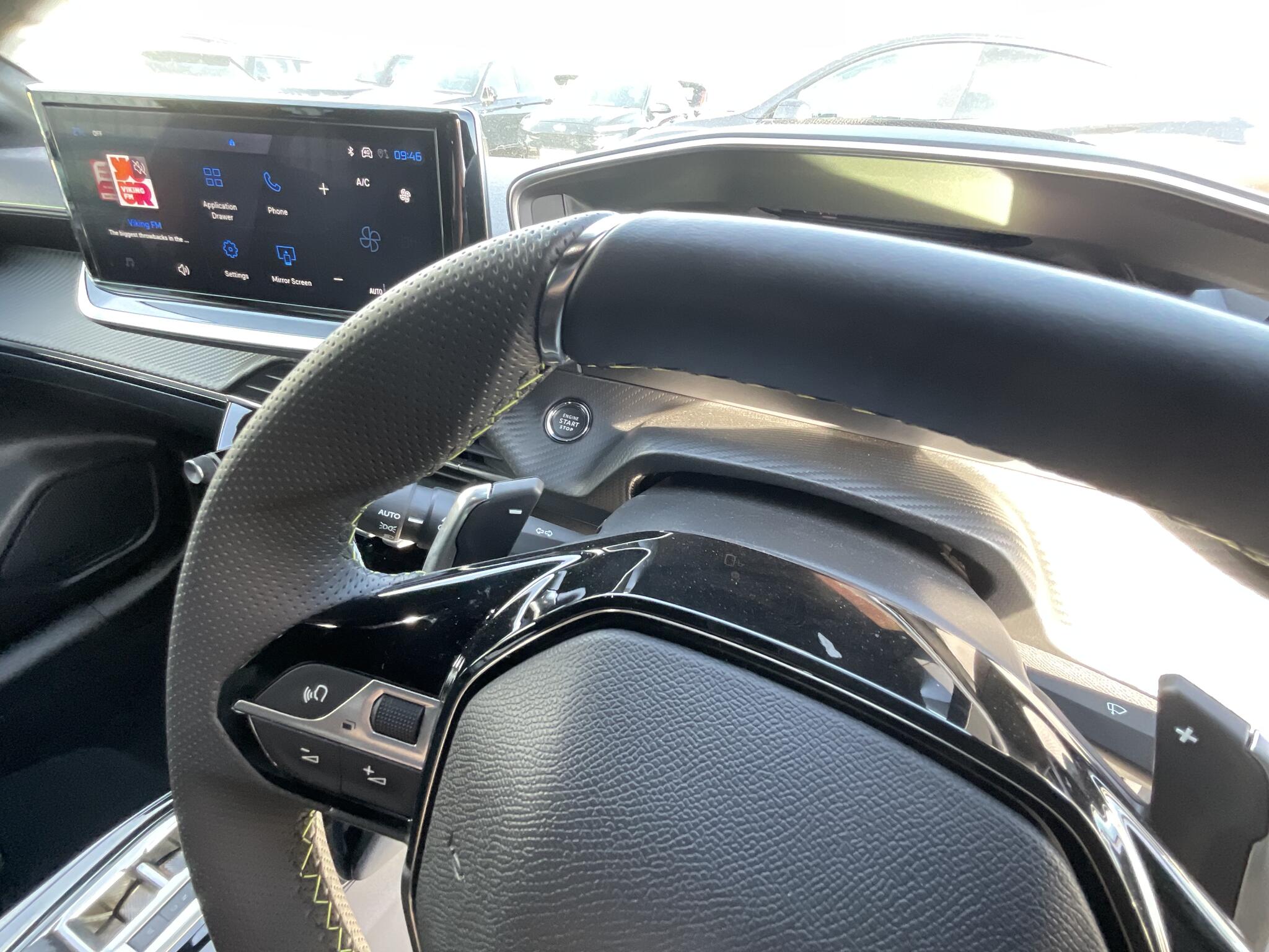 Peugeot 208 view 22