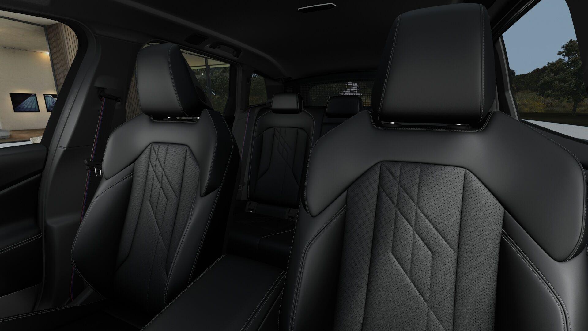 BMW X3 view 11