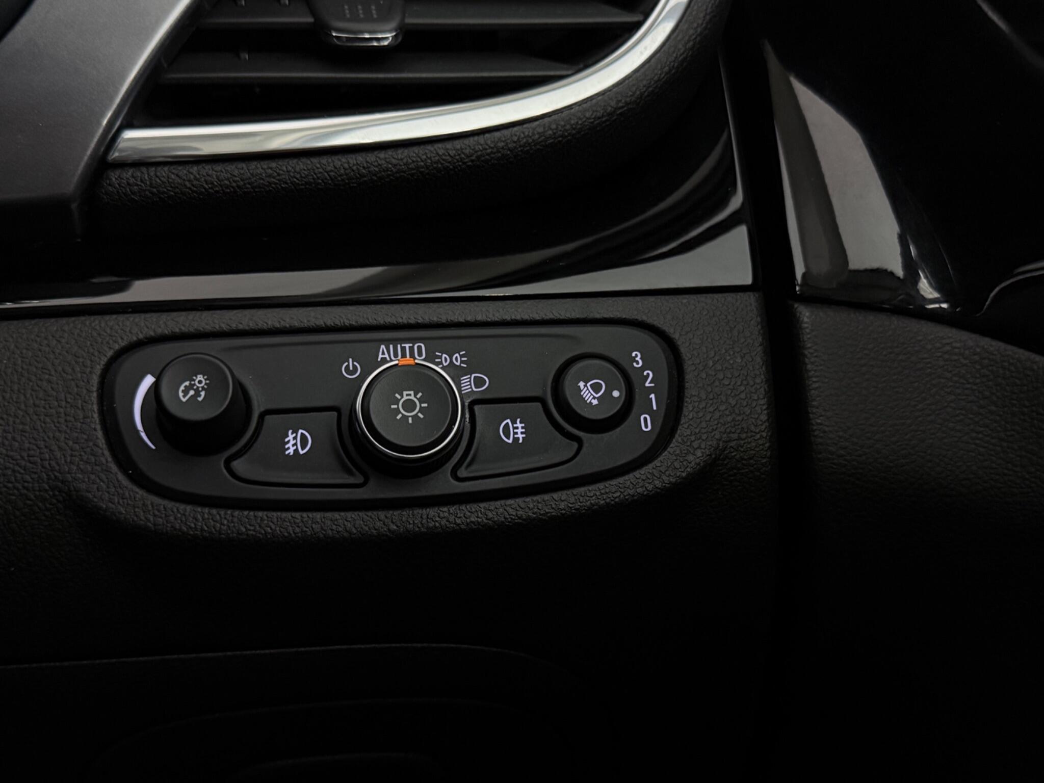 Vauxhall Mokka X view 20