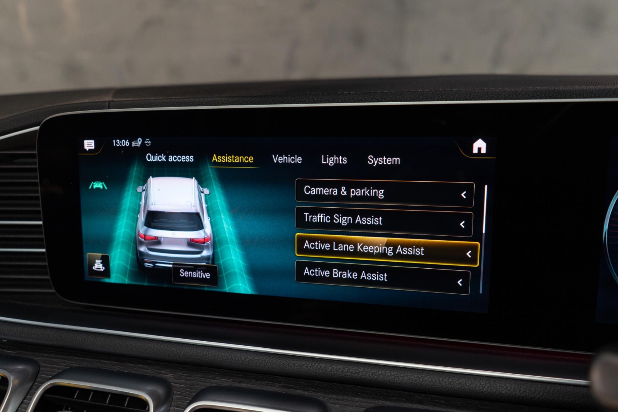 Mercedes-Benz GLS view 34