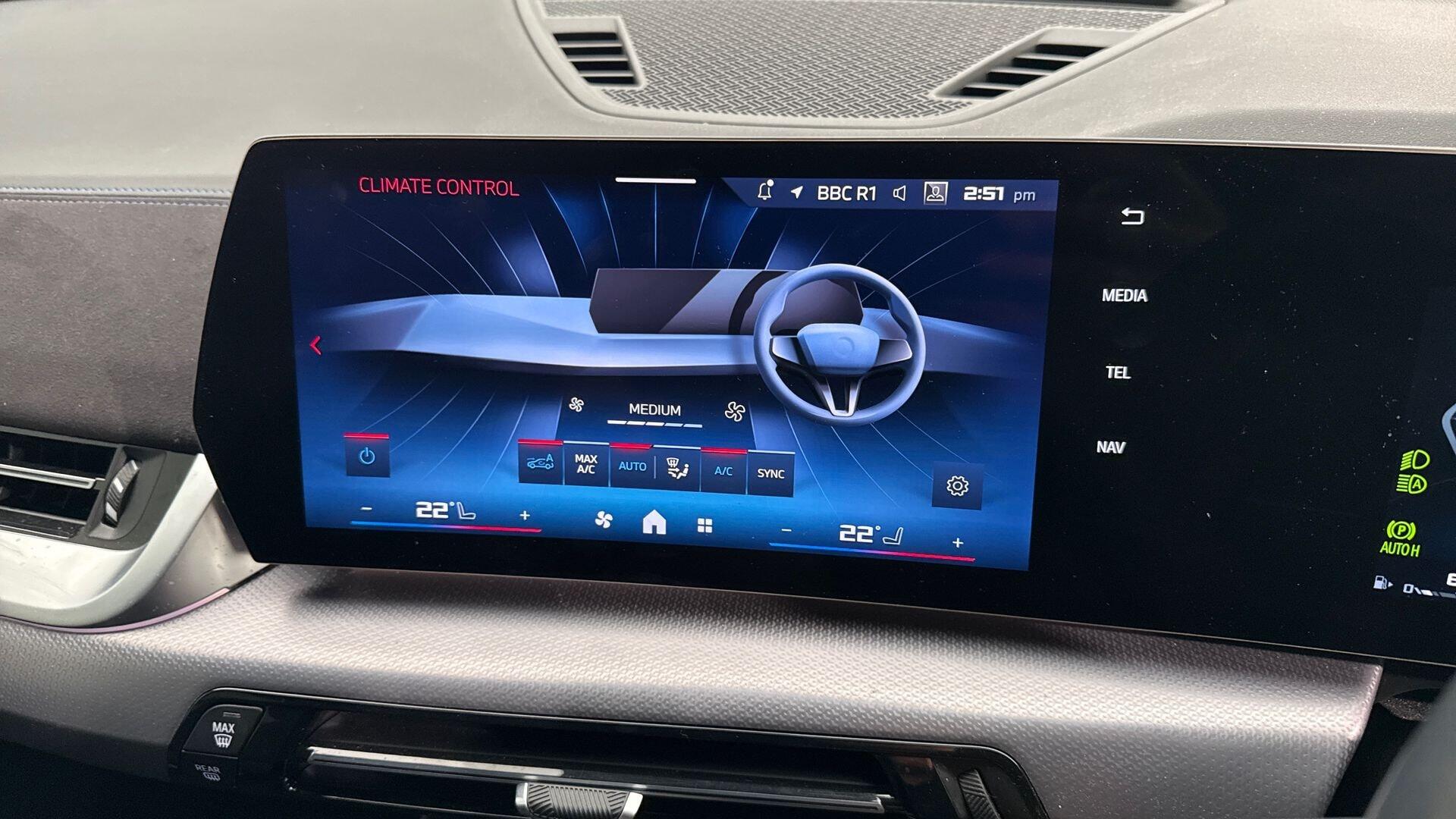 BMW X2 view 25