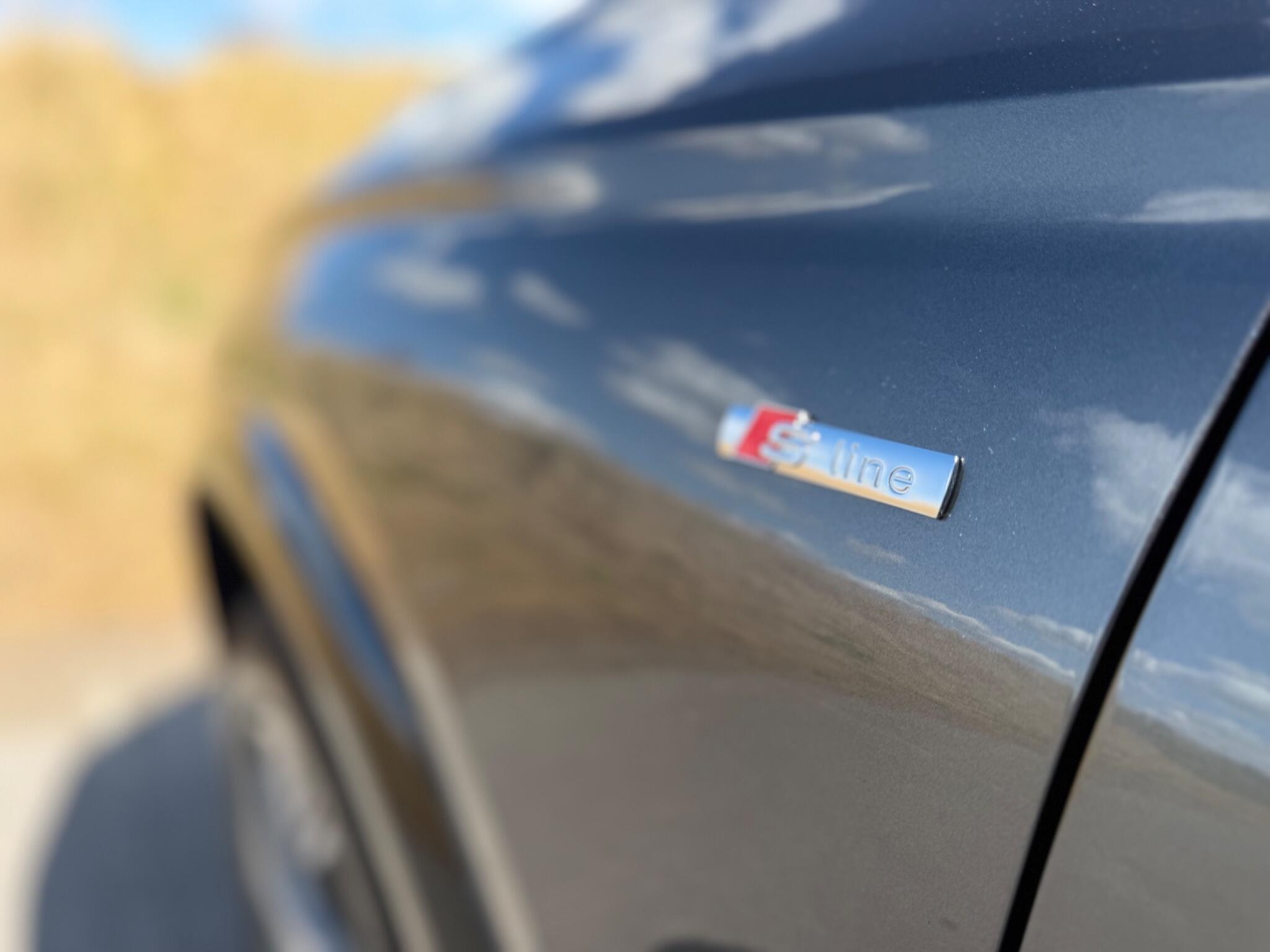 Audi E-Tron view 59