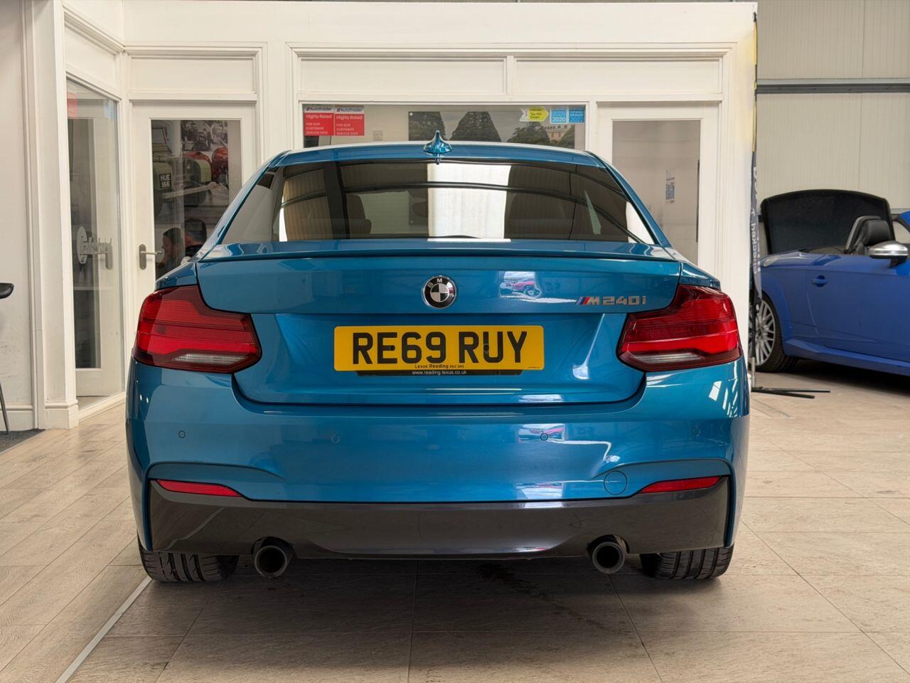 BMW 2 Series view 13