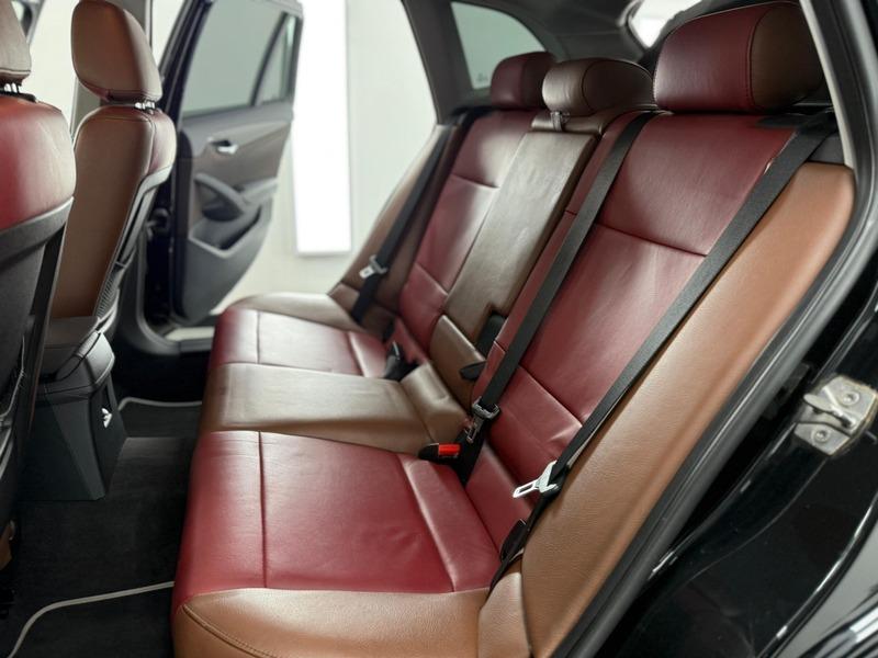 2013 BMW X1 image 28