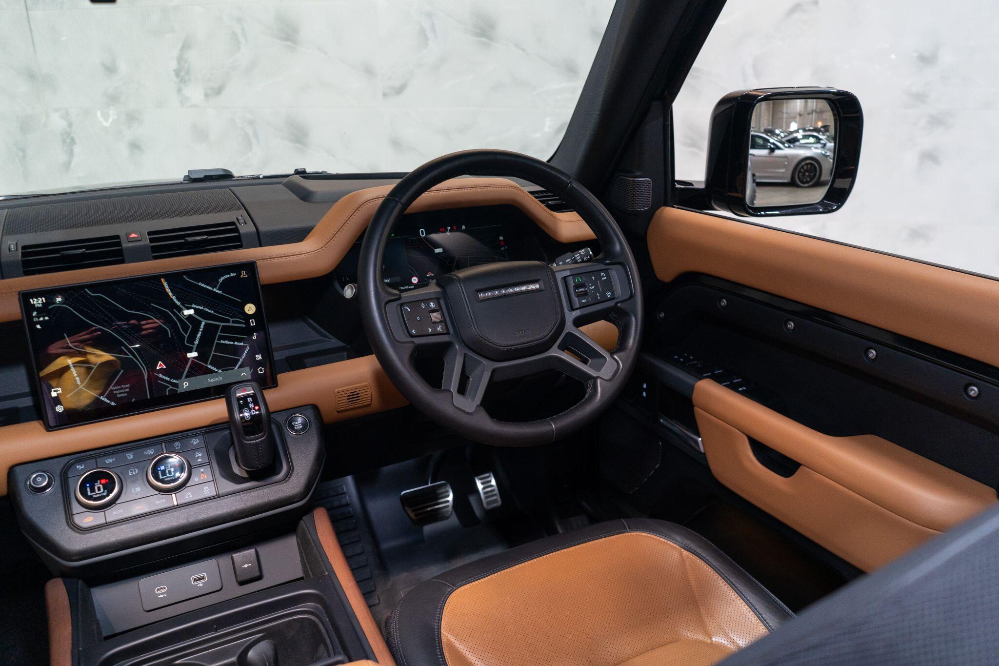 Land Rover Defender view 14