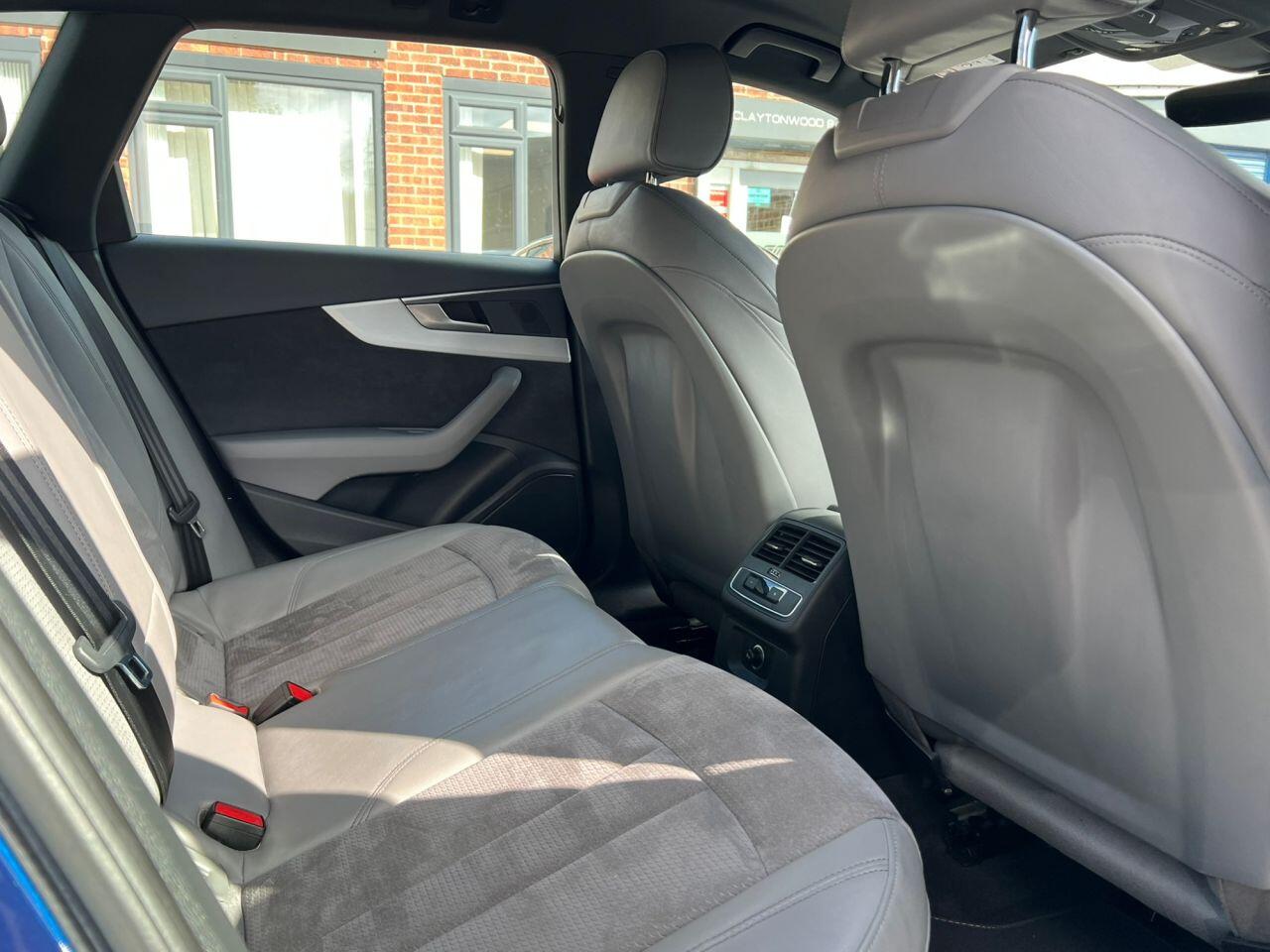 Audi A4 view 20