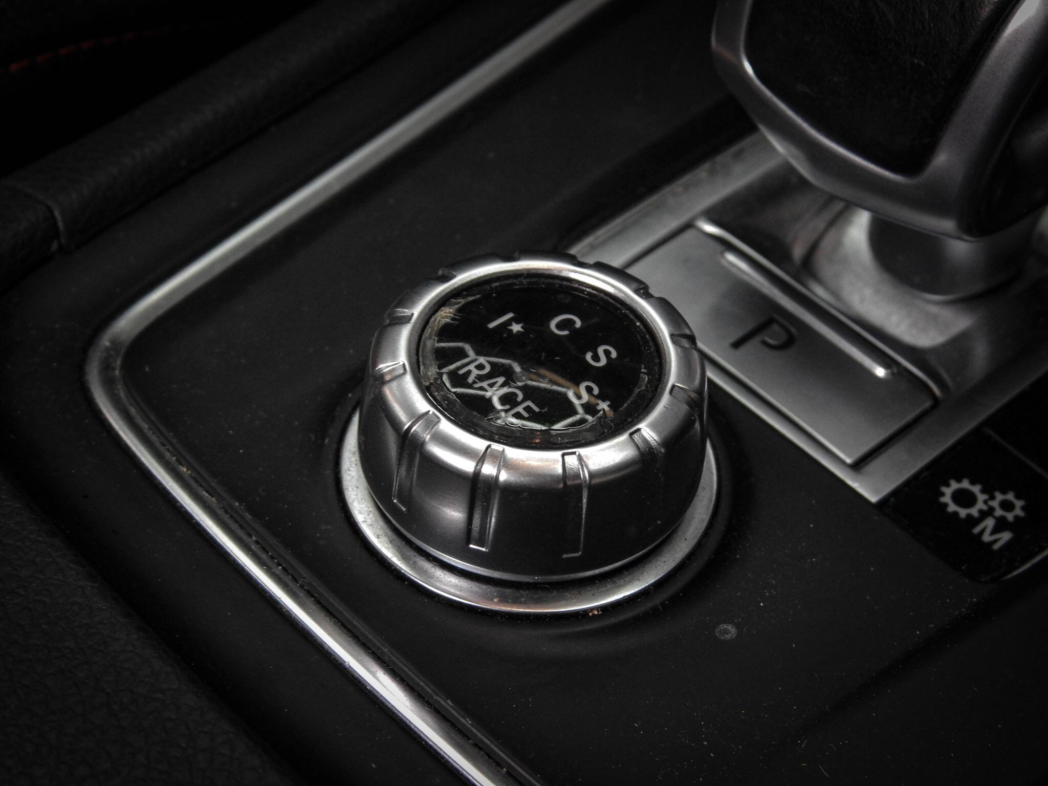 Mercedes-Benz Cla view 37