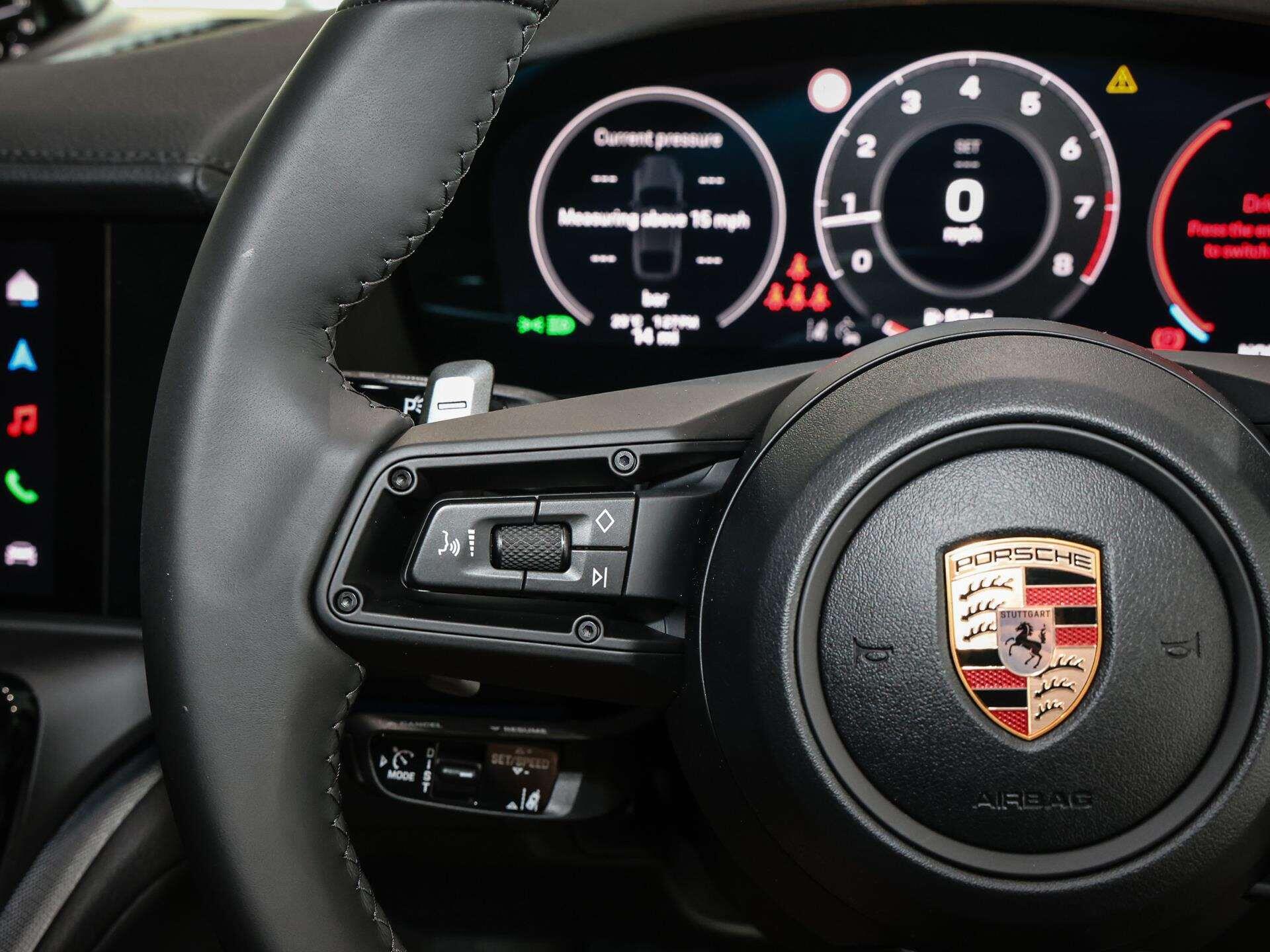 Porsche Panamera view 18