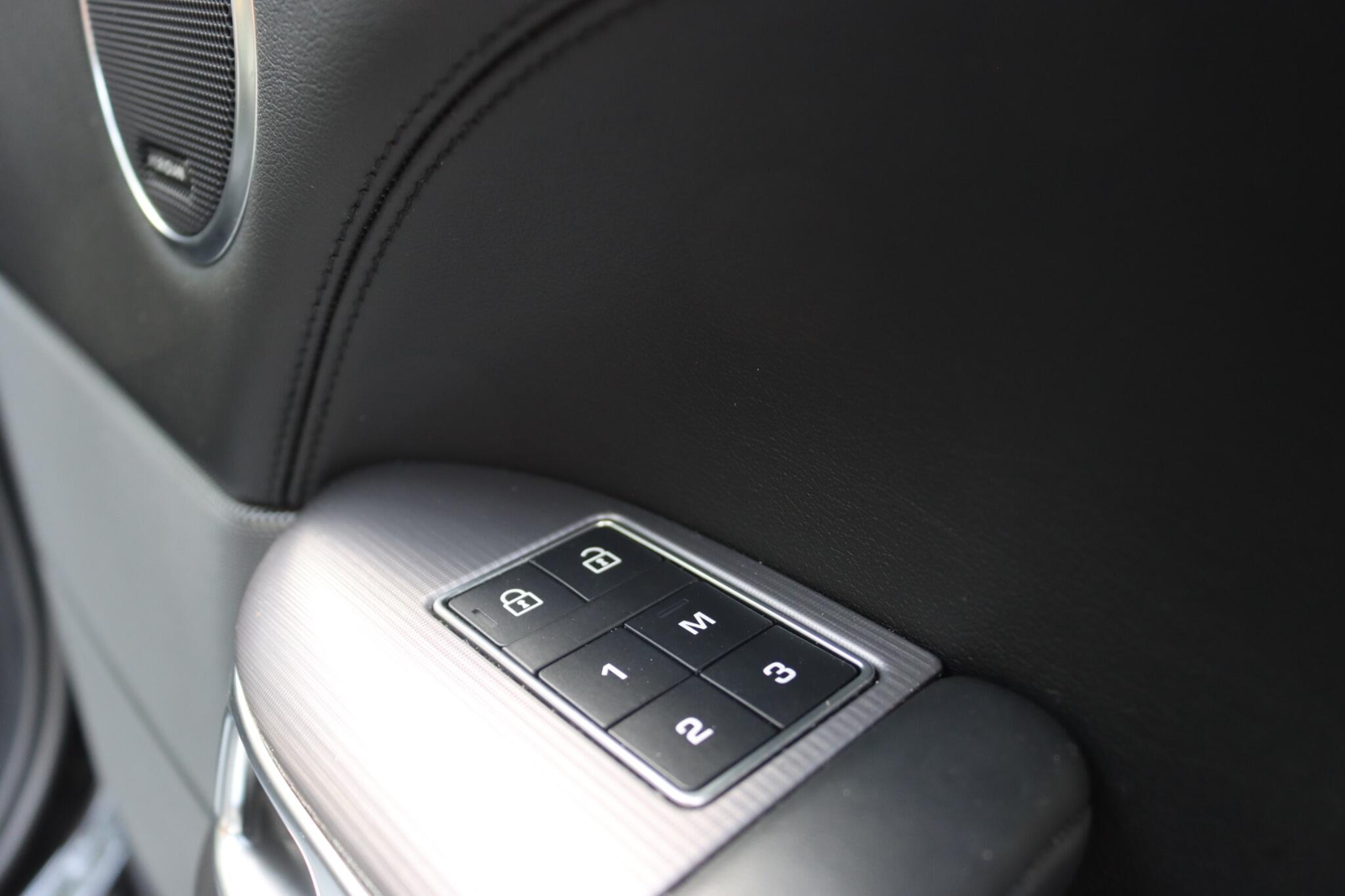 Land Rover Range Rover Sport view 76