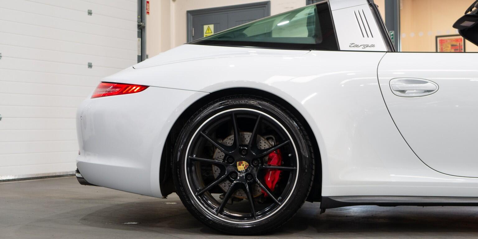 Porsche Targa view 11