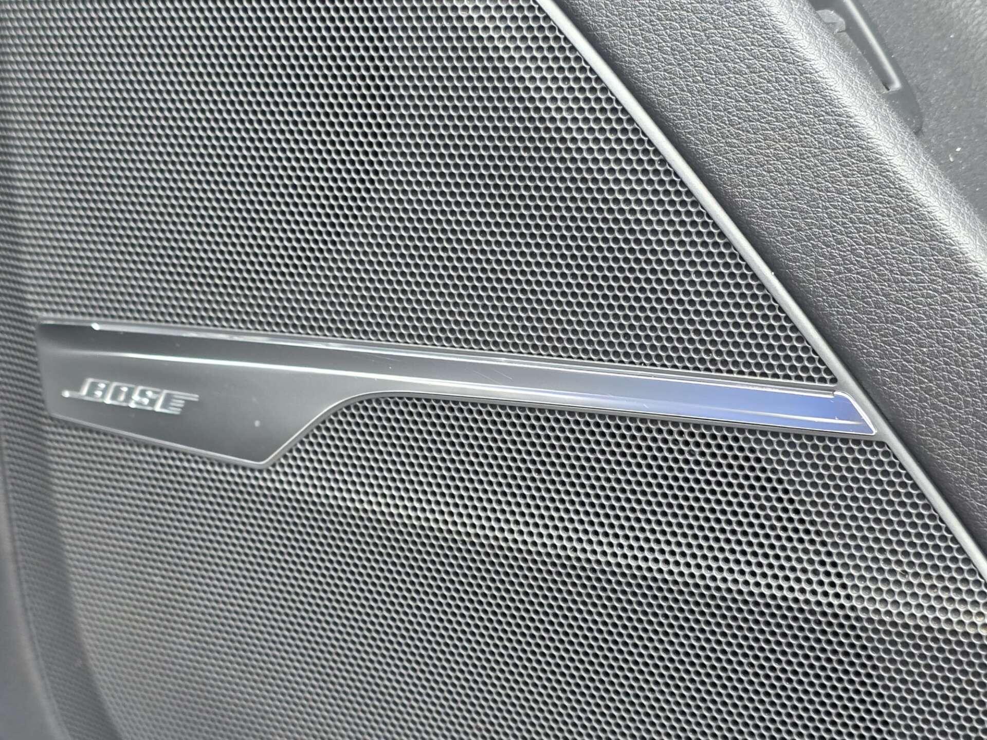 Audi SQ7 view 31