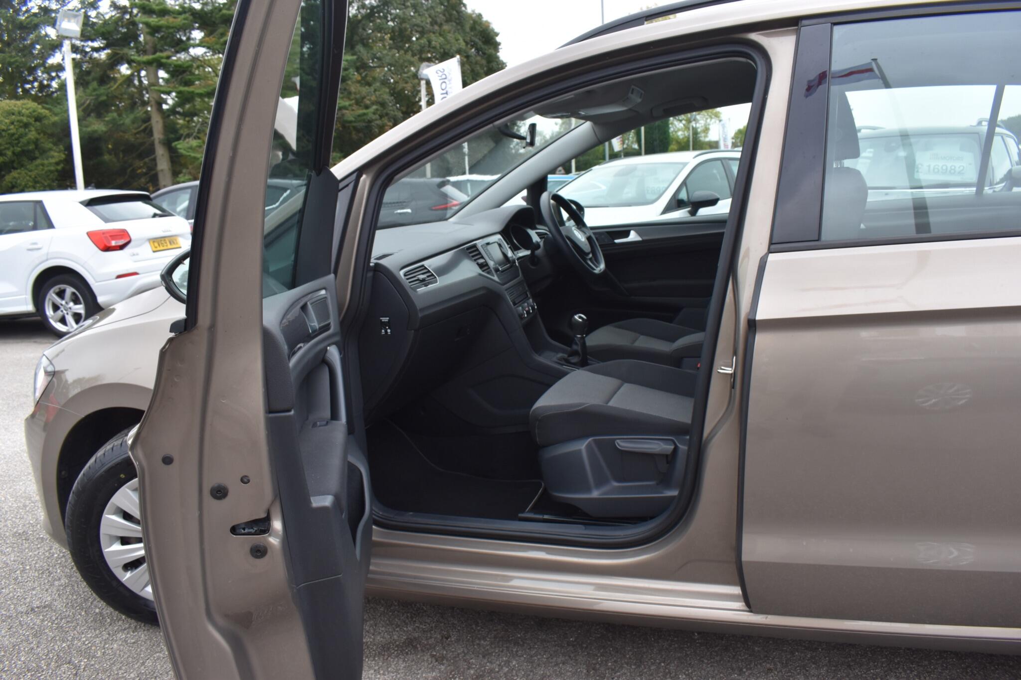 Golf SV - 1.4 TSI BlueMotion Tech S Euro 6 (s/s) 5dr - Image 4