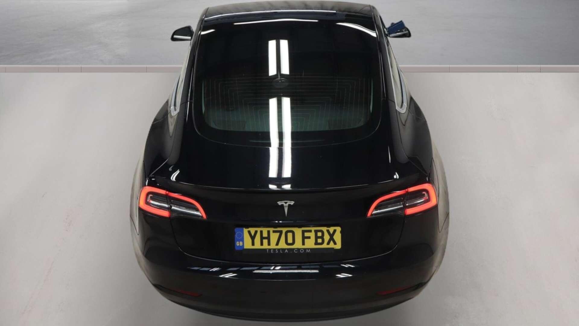 Tesla Model 3 view 8