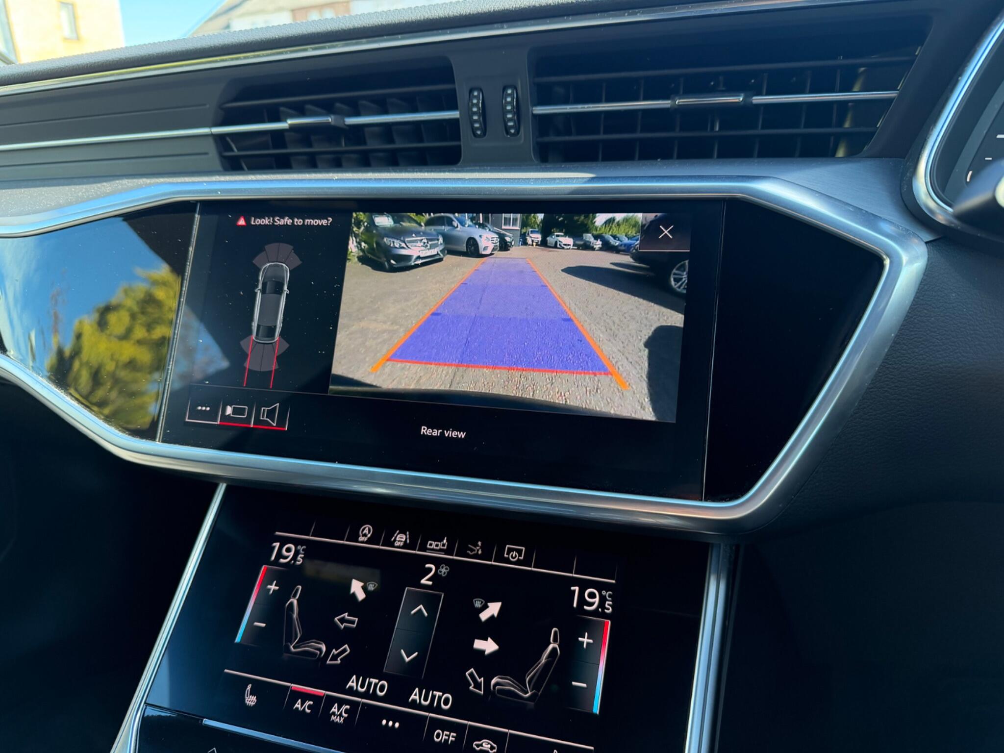 Audi A7 view 24
