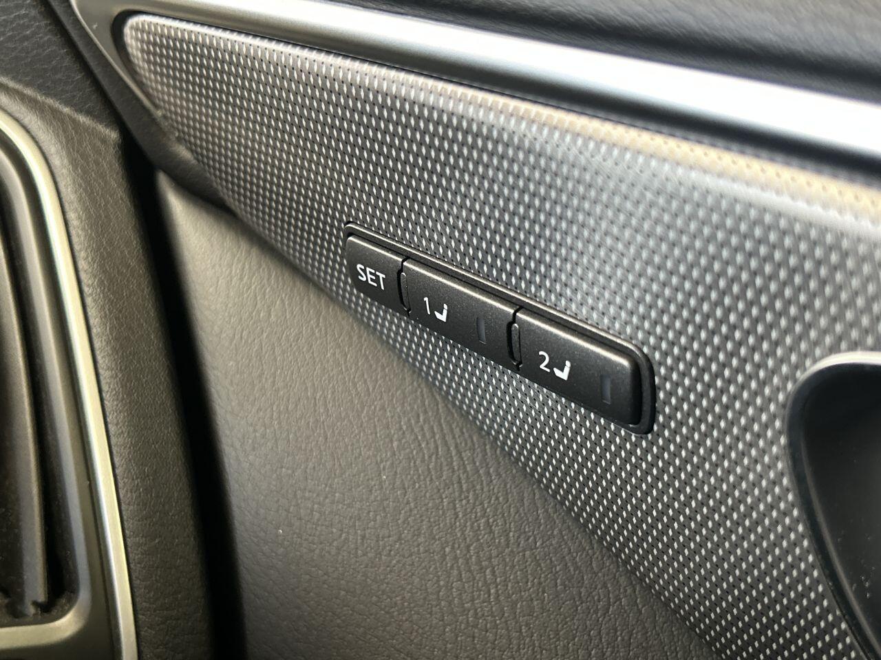 Infiniti Q50 view 50