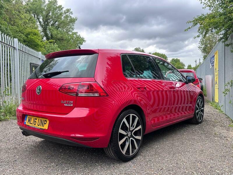 2016 Volkswagen Golf image 17
