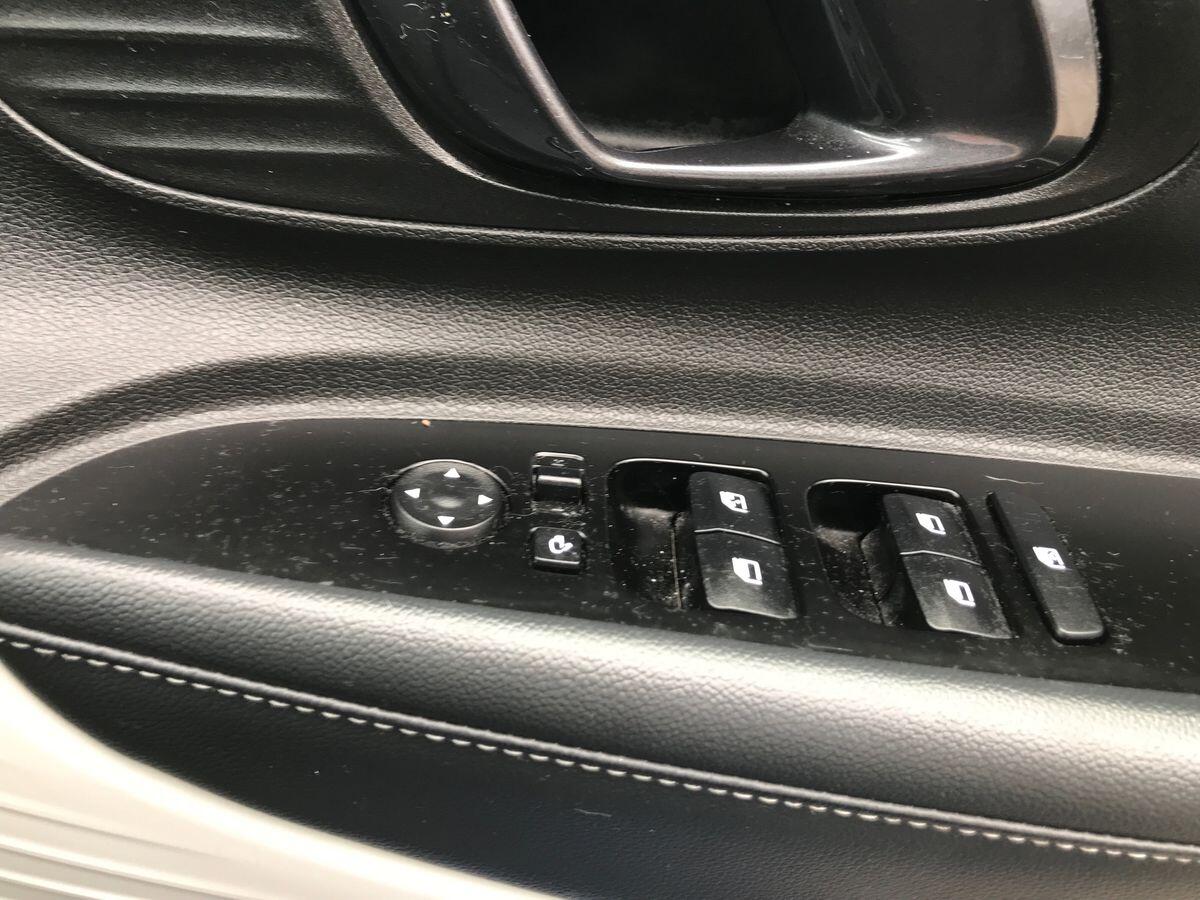 Hyundai i20 view 22