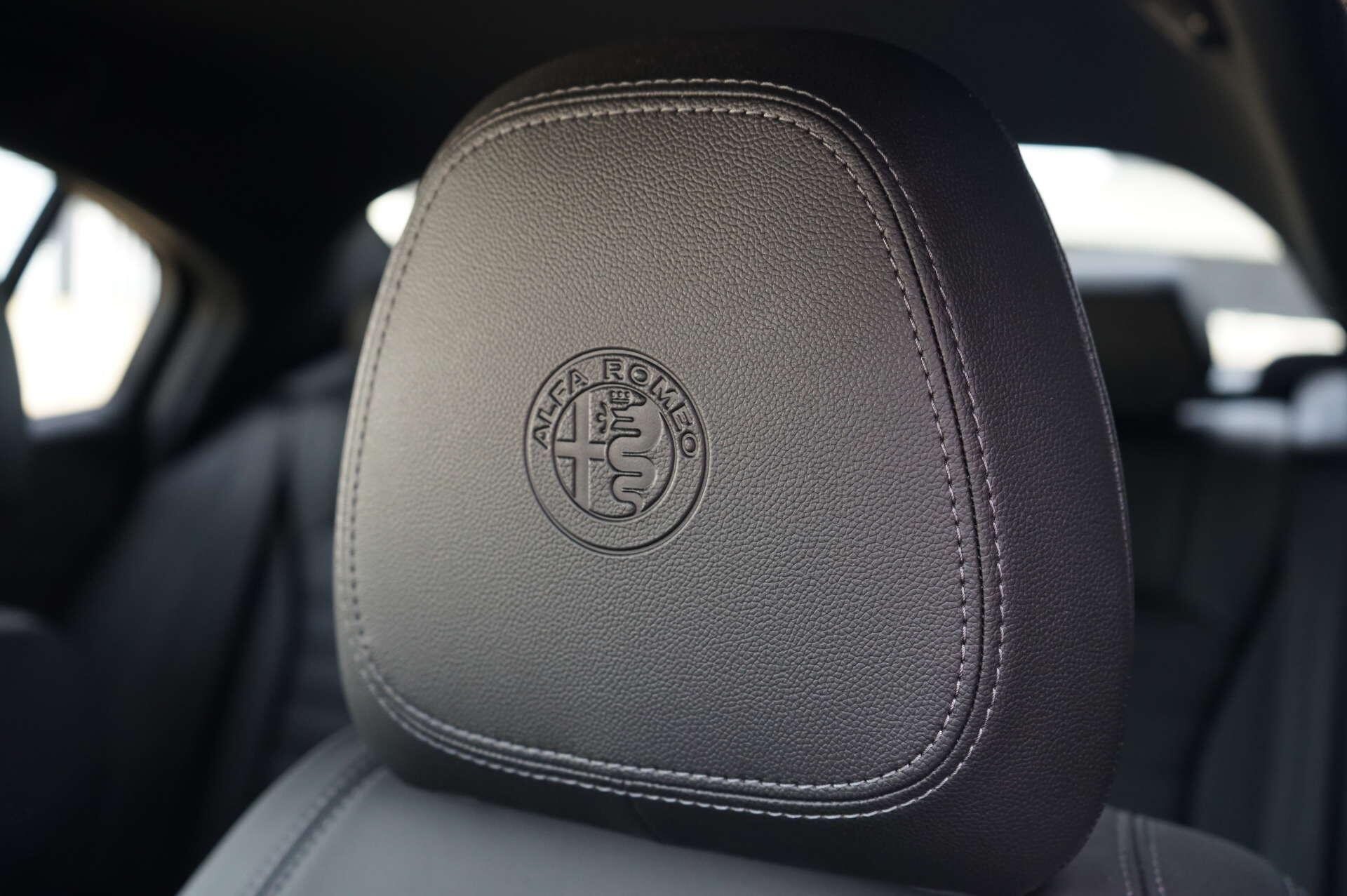 Alfa Romeo Giulia view 26