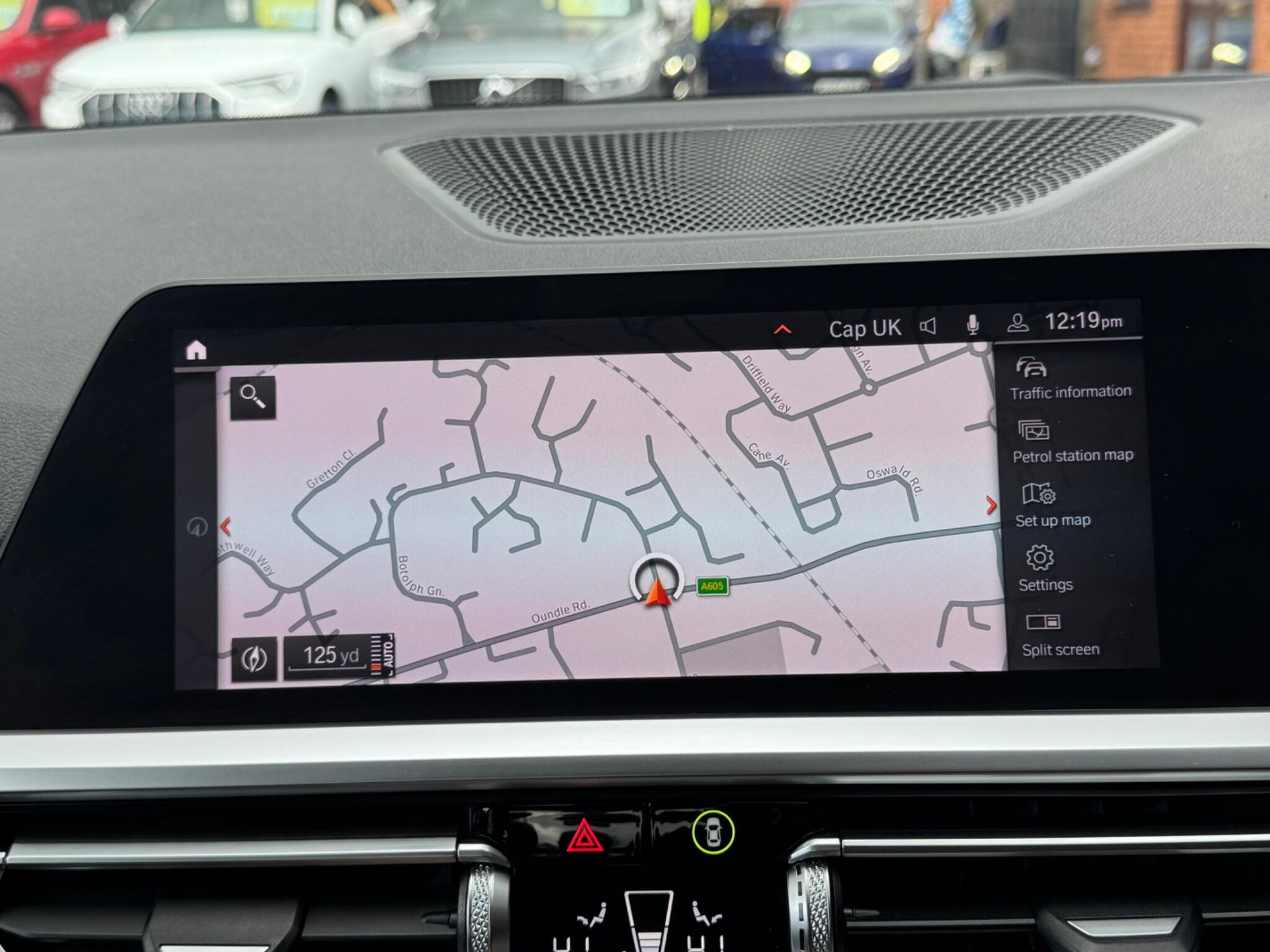 BMW 3 Series view 27