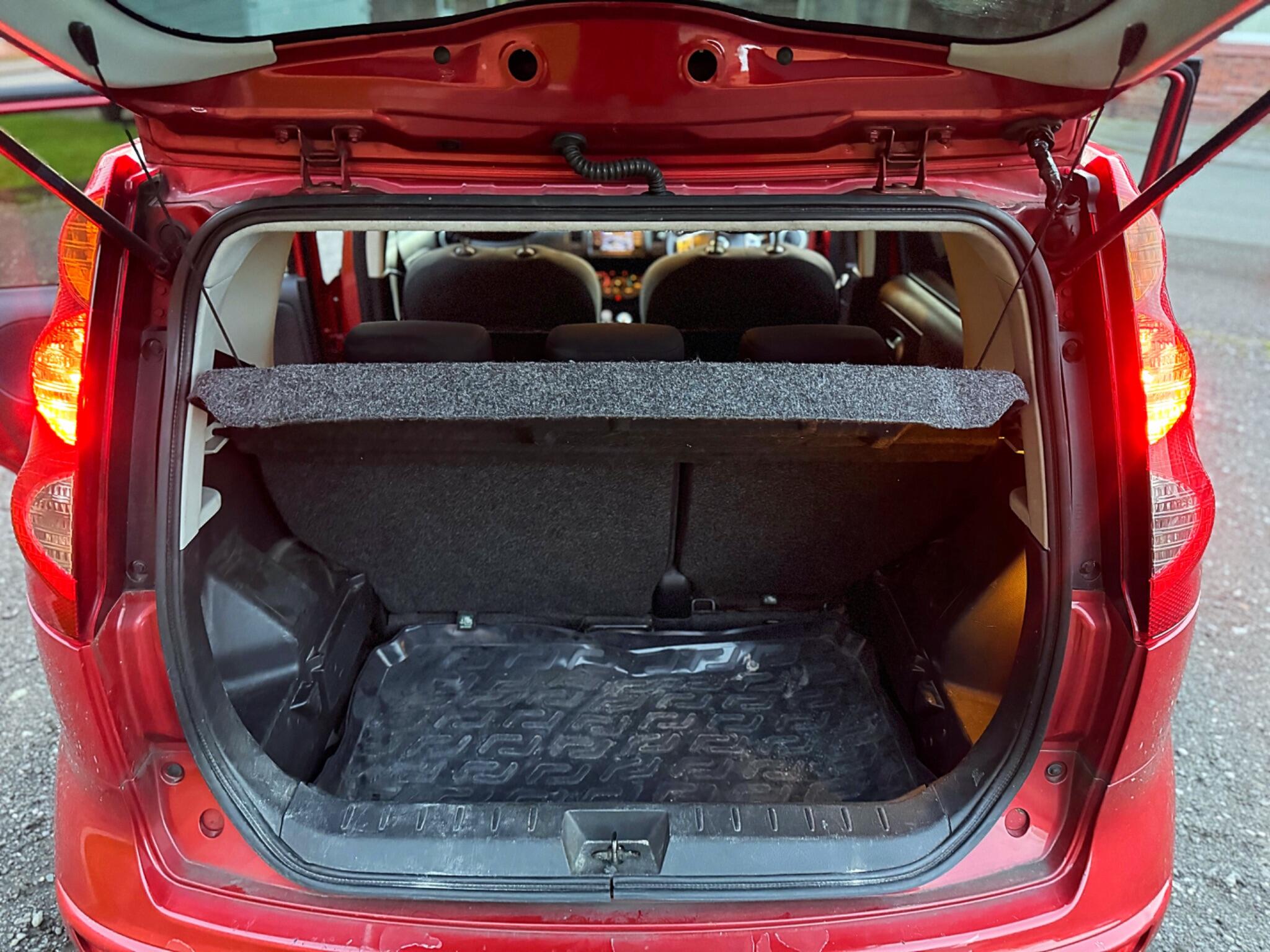 2009 Nissan Note 1.5 dCi n-tec Euro 4 5dr image 14