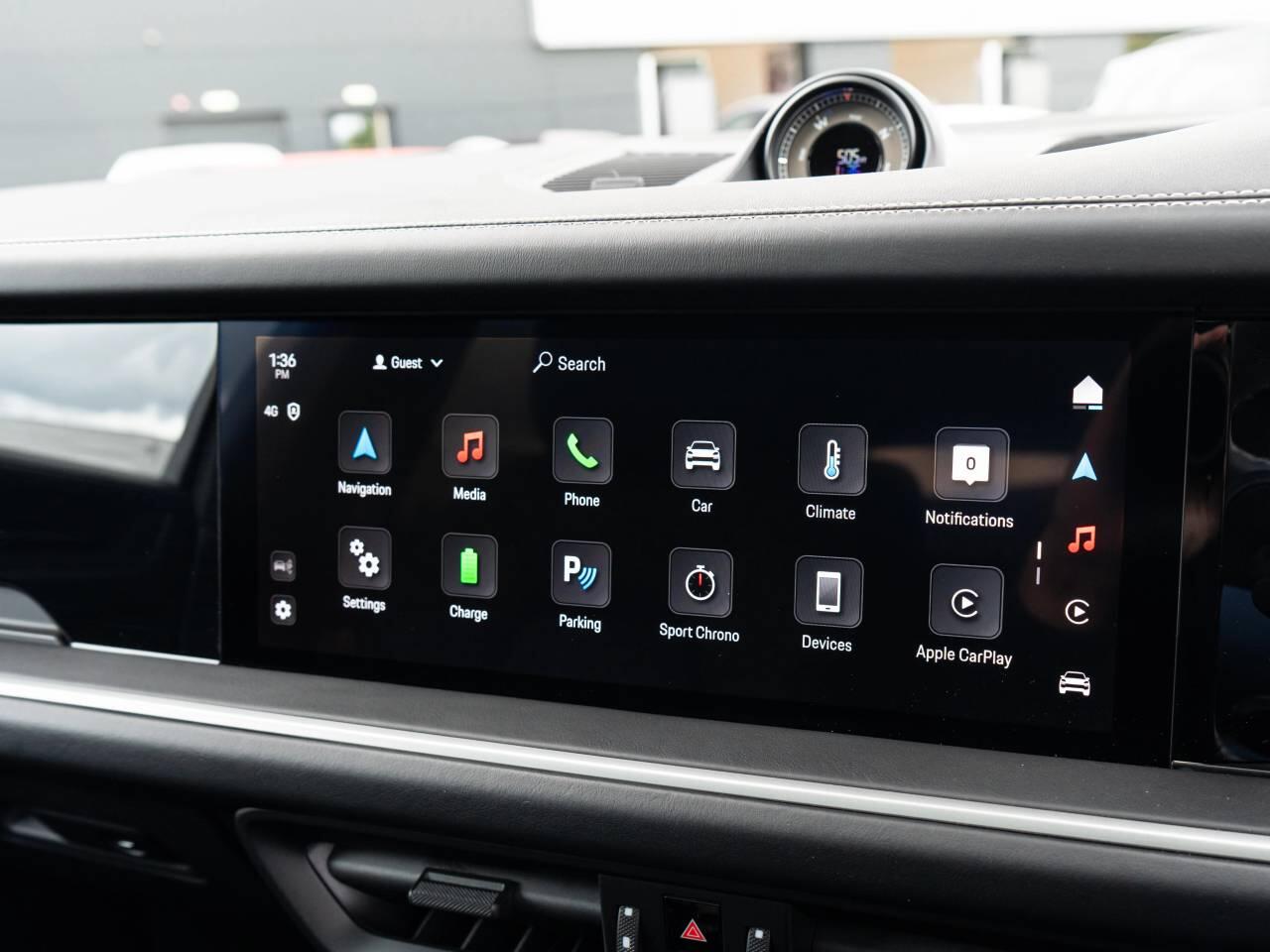 Porsche Cayenne view 32