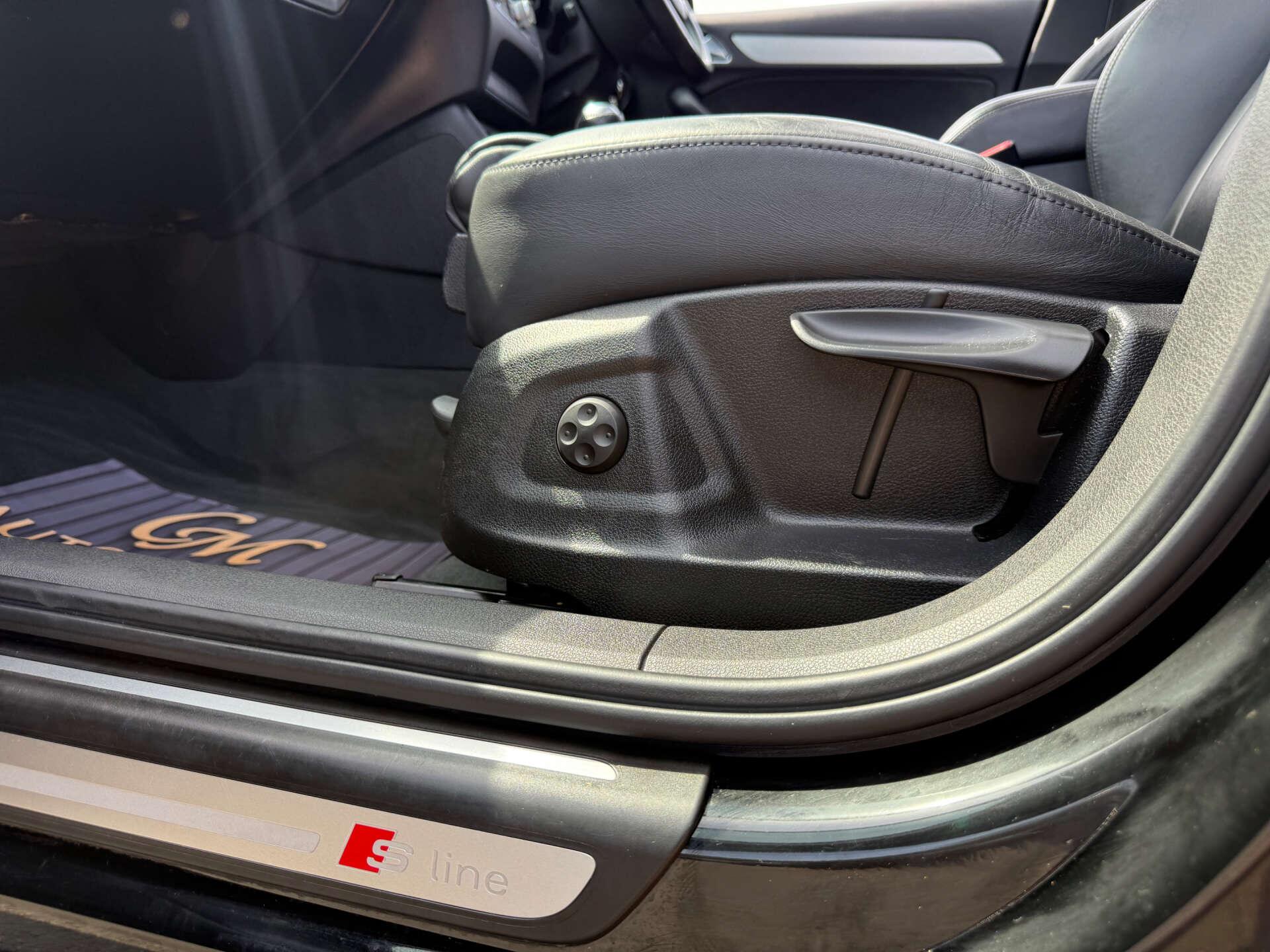Audi Q3 view 77