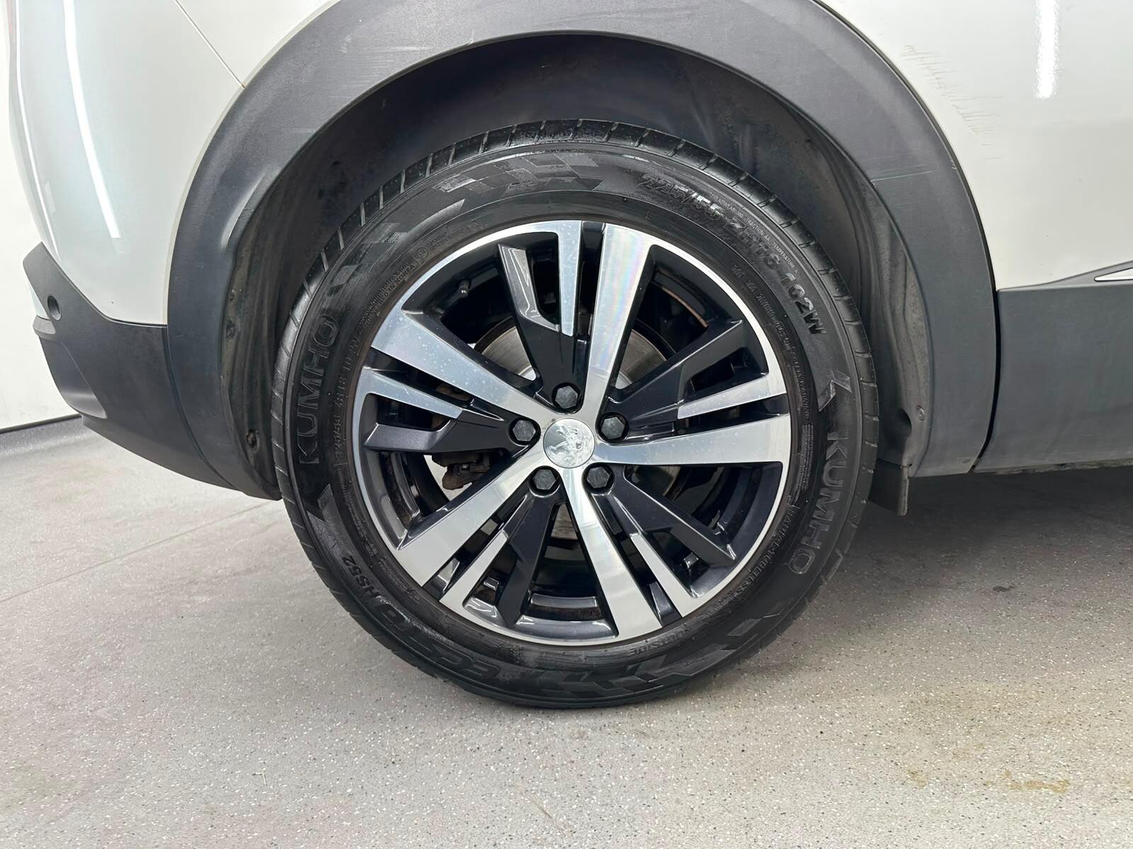 Peugeot 3008 view 15