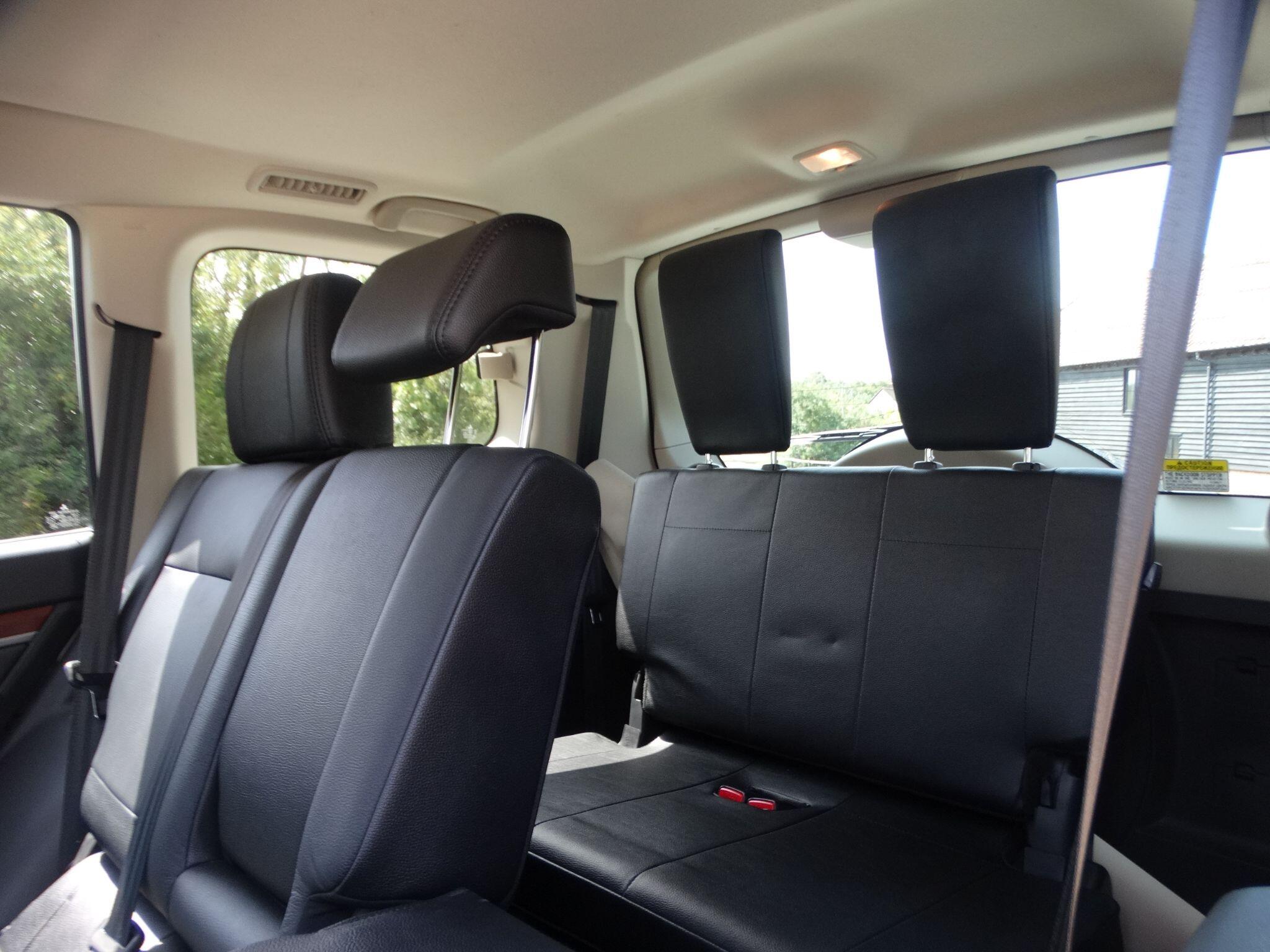 Mitsubishi Shogun view 14