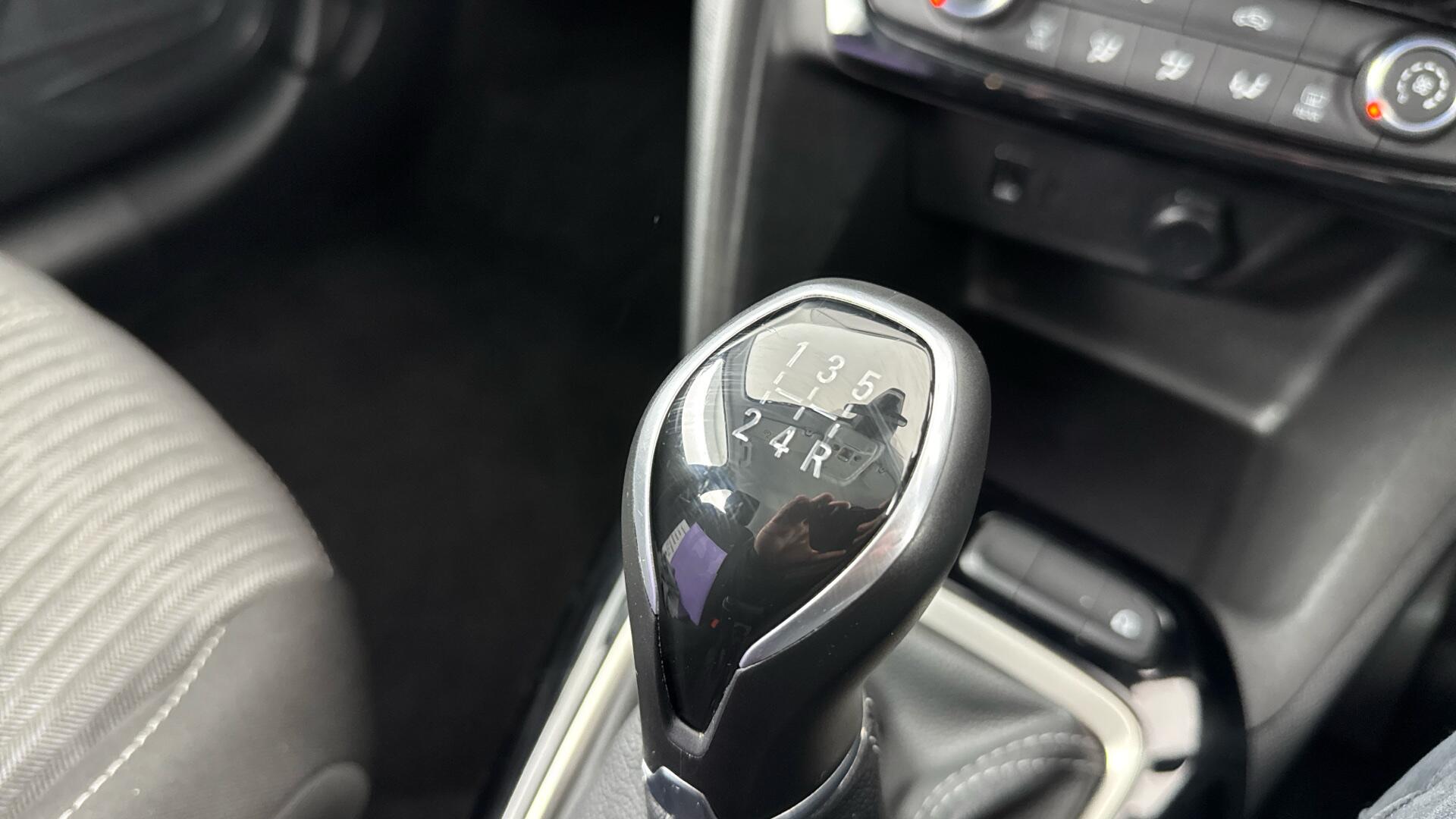 Vauxhall Corsa view 17