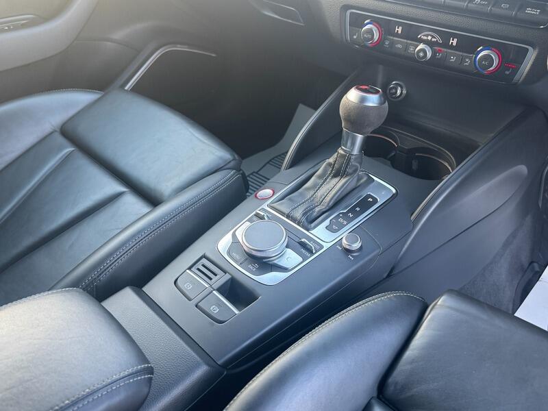 2019 Audi RS3 2.5 TFSI Sportback S Tronic quattro Euro 6 (s/s) 5dr • 54,000 miles image 32