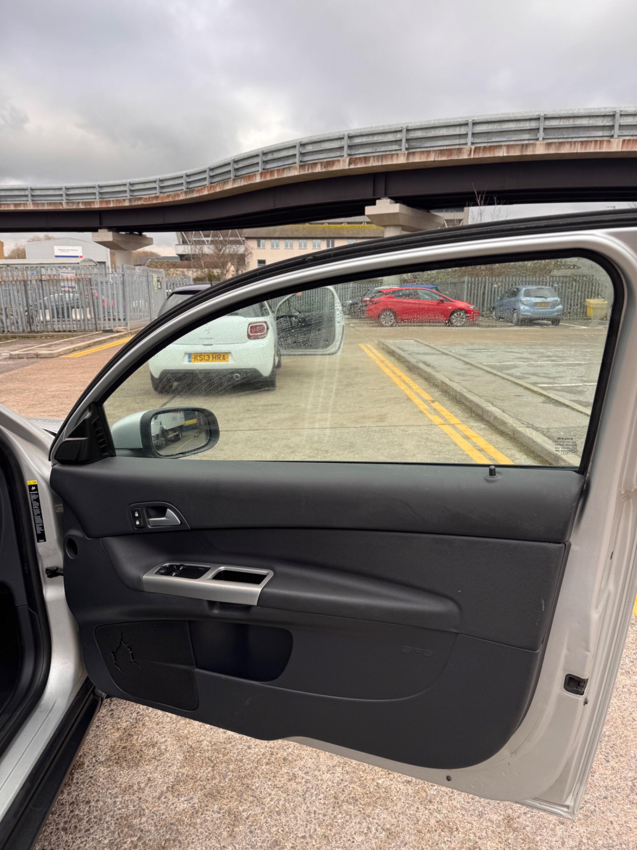 Volvo C30 view 30